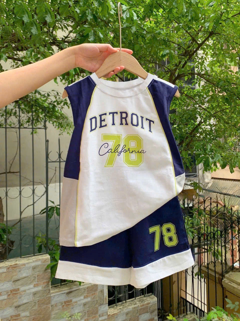 Y4547- BỘ ĐÙI BÉ TRAI THỂ THAO SIZE ĐẠI BA LỖ DETROIT