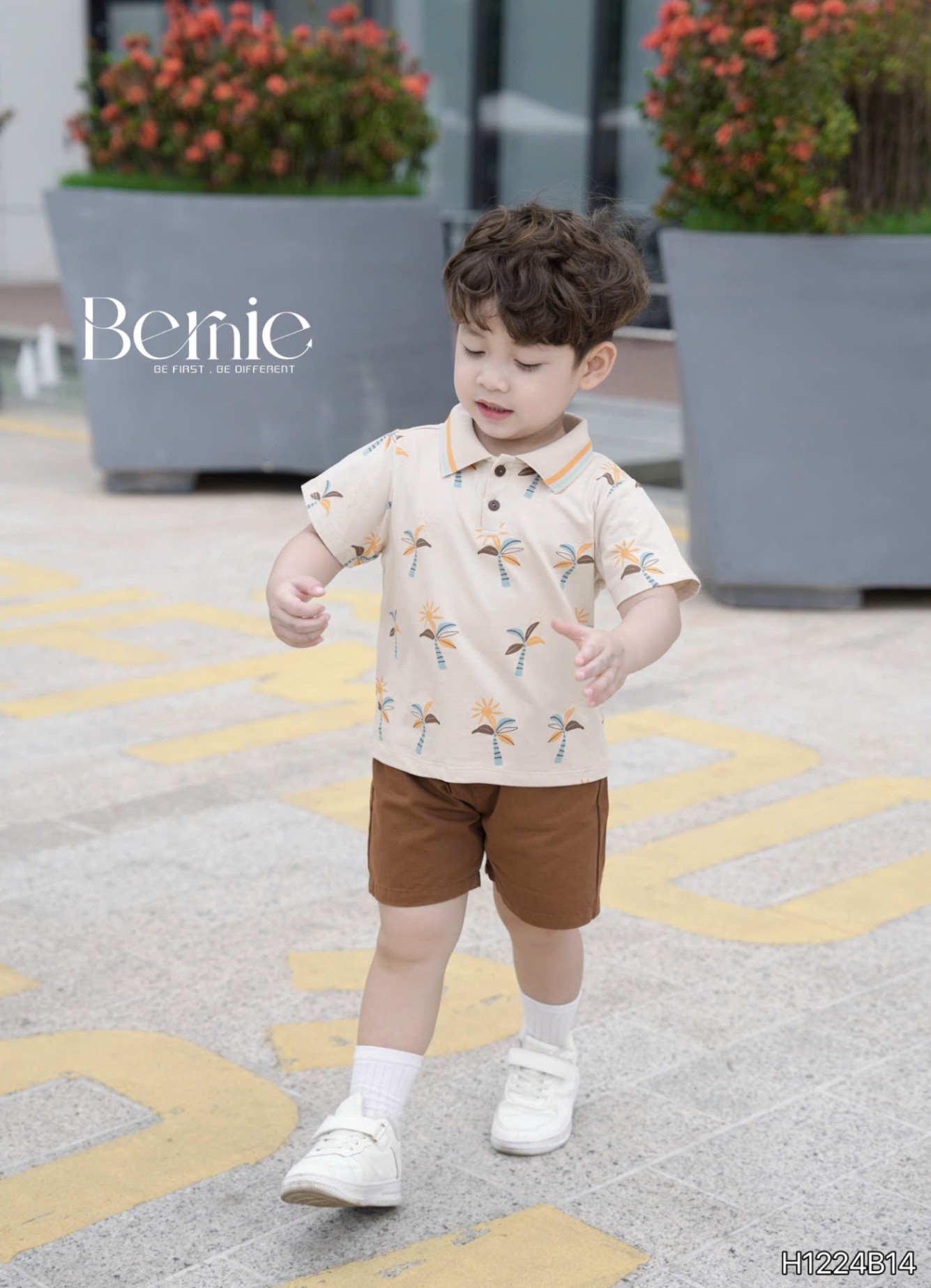 BERNIE- H1224B14- SET POLO CỔ DỆT IN TRẦN HOẠ TIẾT SUNNY