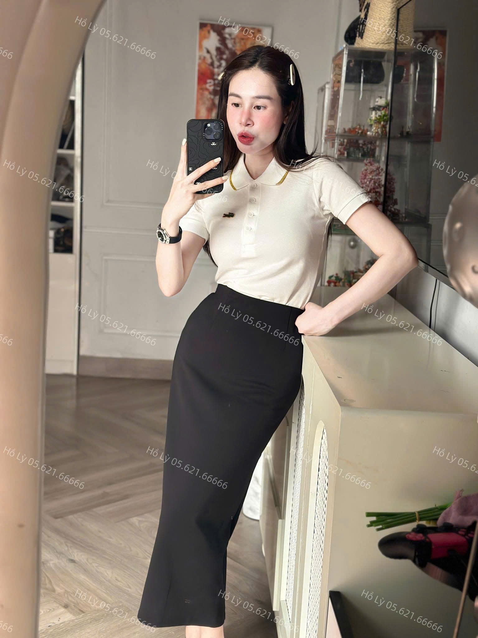Y4566-ÁO POLO NỮ LASCOTE TRẮNG CỔ VIỀN VÀNG