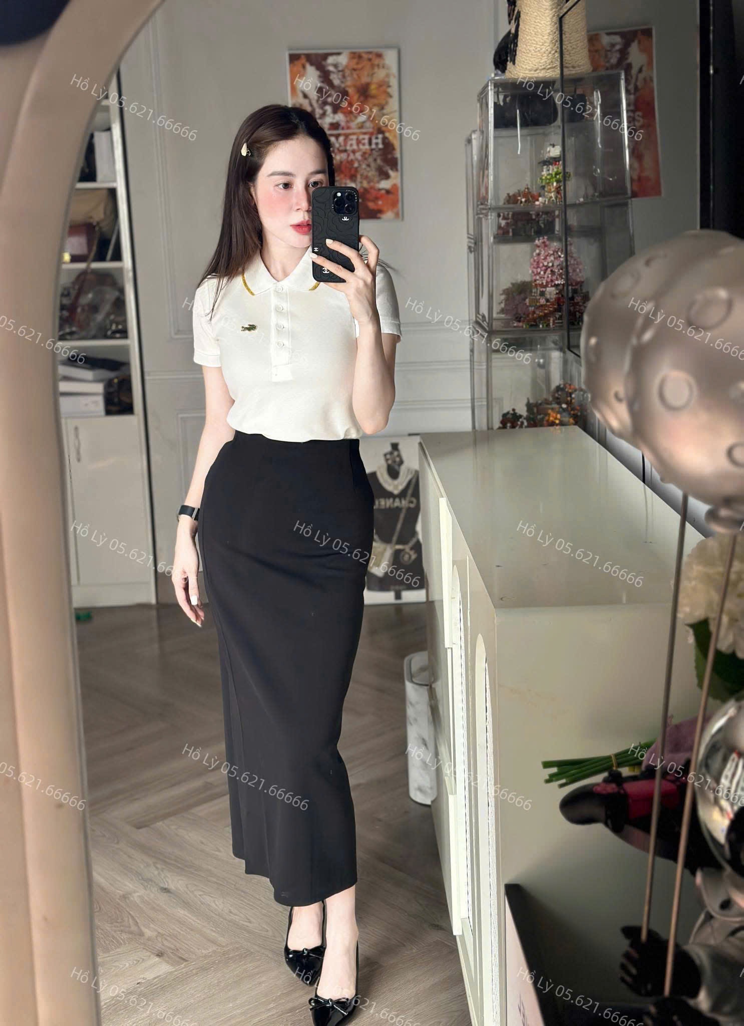 Y4566-ÁO POLO NỮ LASCOTE TRẮNG CỔ VIỀN VÀNG