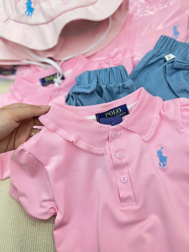 NO778 - SET ÁO POLO CỔ BÈO HỒNG QUẦN JEAN ĐÍNH NƠ XANH KÈM MŨ