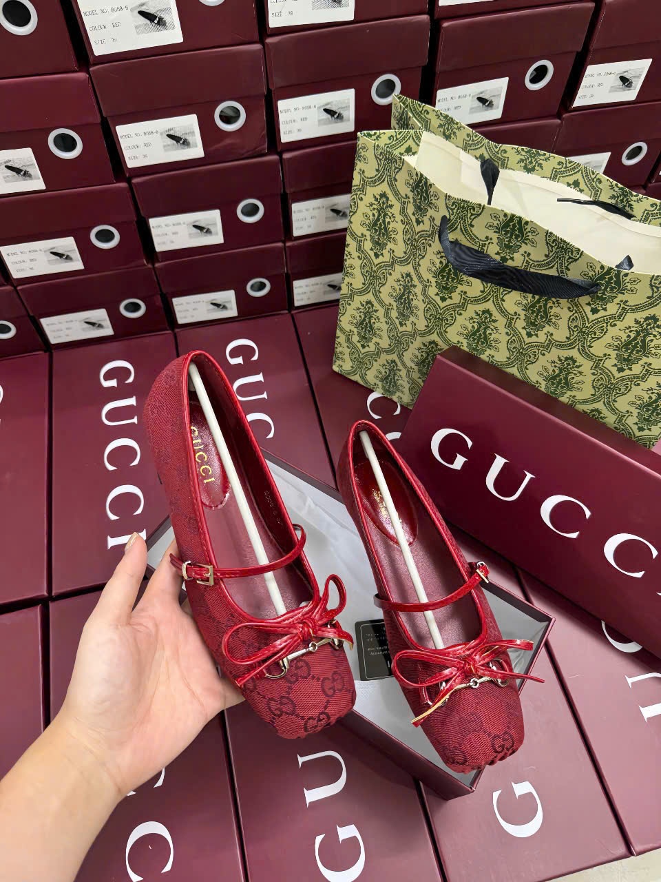 L397-GIÀY GUCCI ĐỎ BÚP BÊ