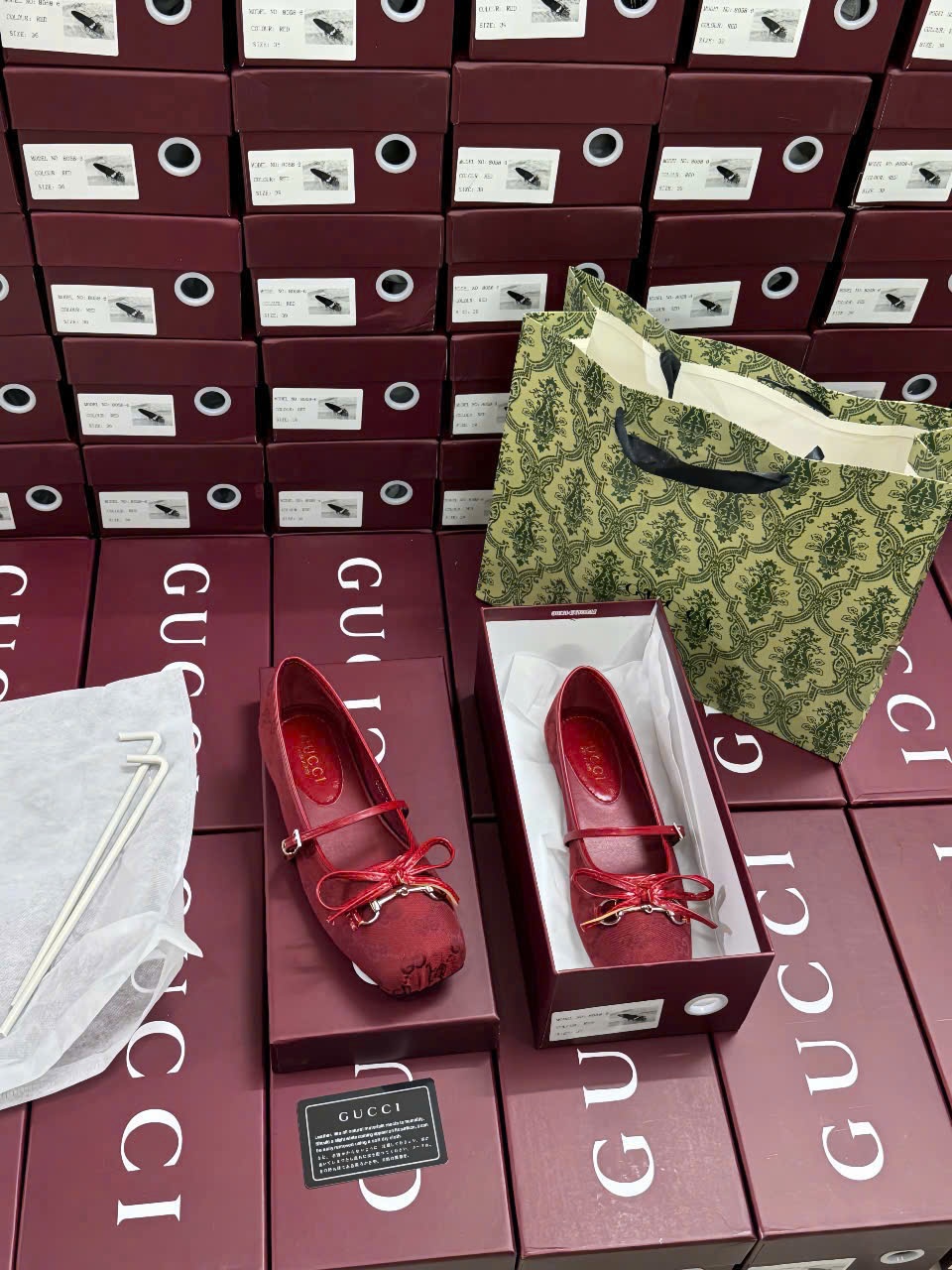 L397-GIÀY GUCCI ĐỎ BÚP BÊ