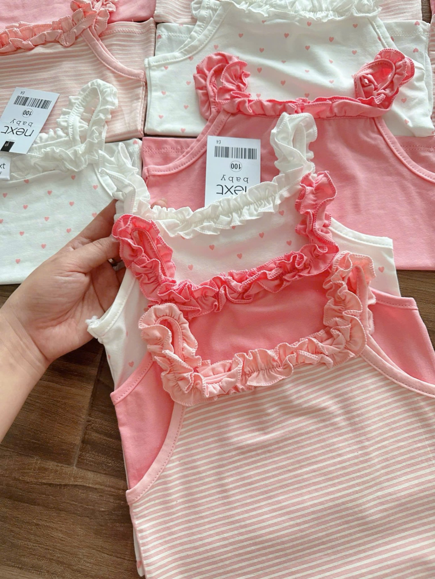 Y4600-SET 3 BỘ BÉ GÁI TIM KẺ 2S BÈO HỒNG TRẮNG