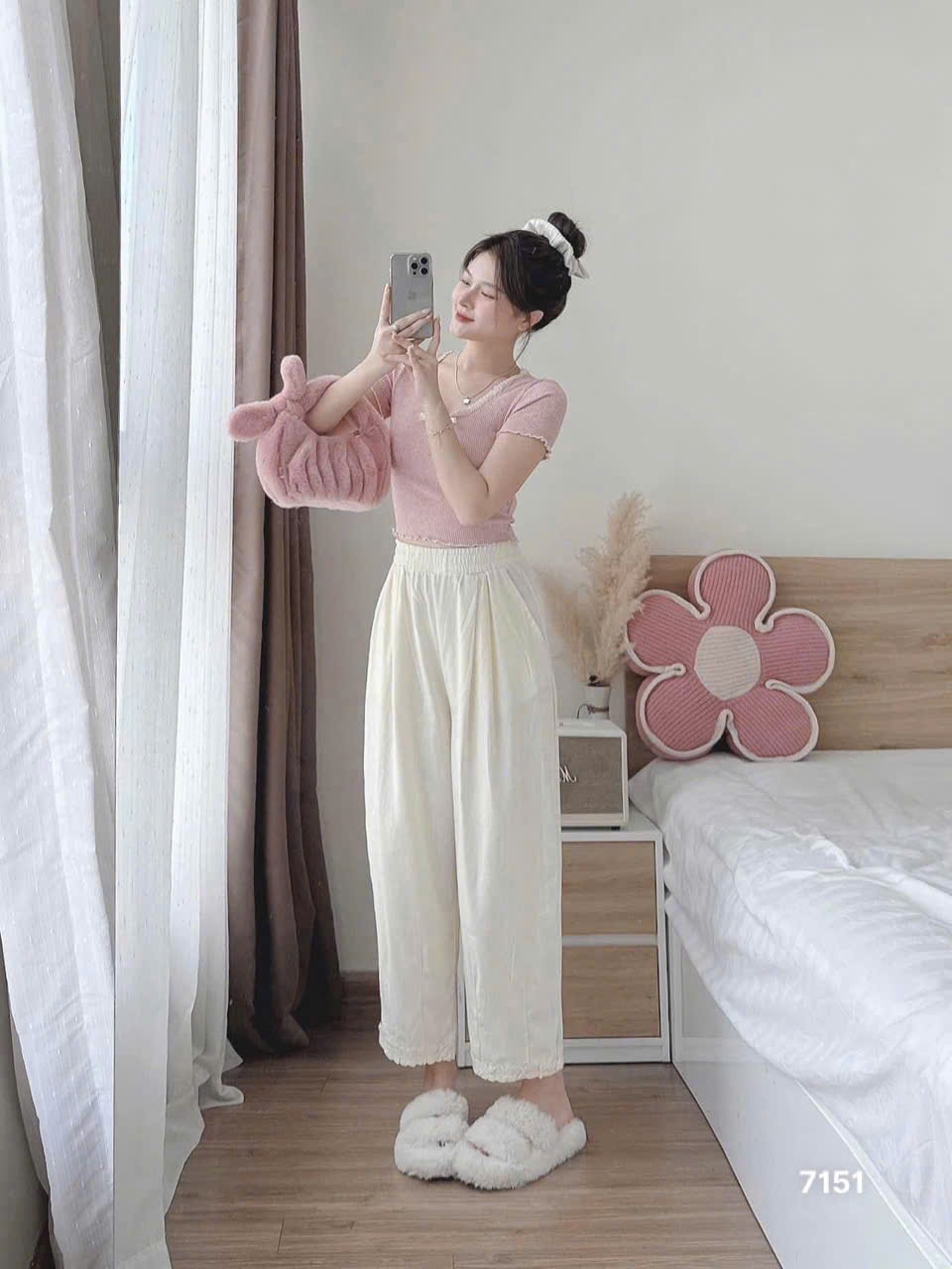 L399-SET BỘ ÁO HỒNG PHỐI REN NƠ QUẦN SUÔNG PHỐI REN NỮ