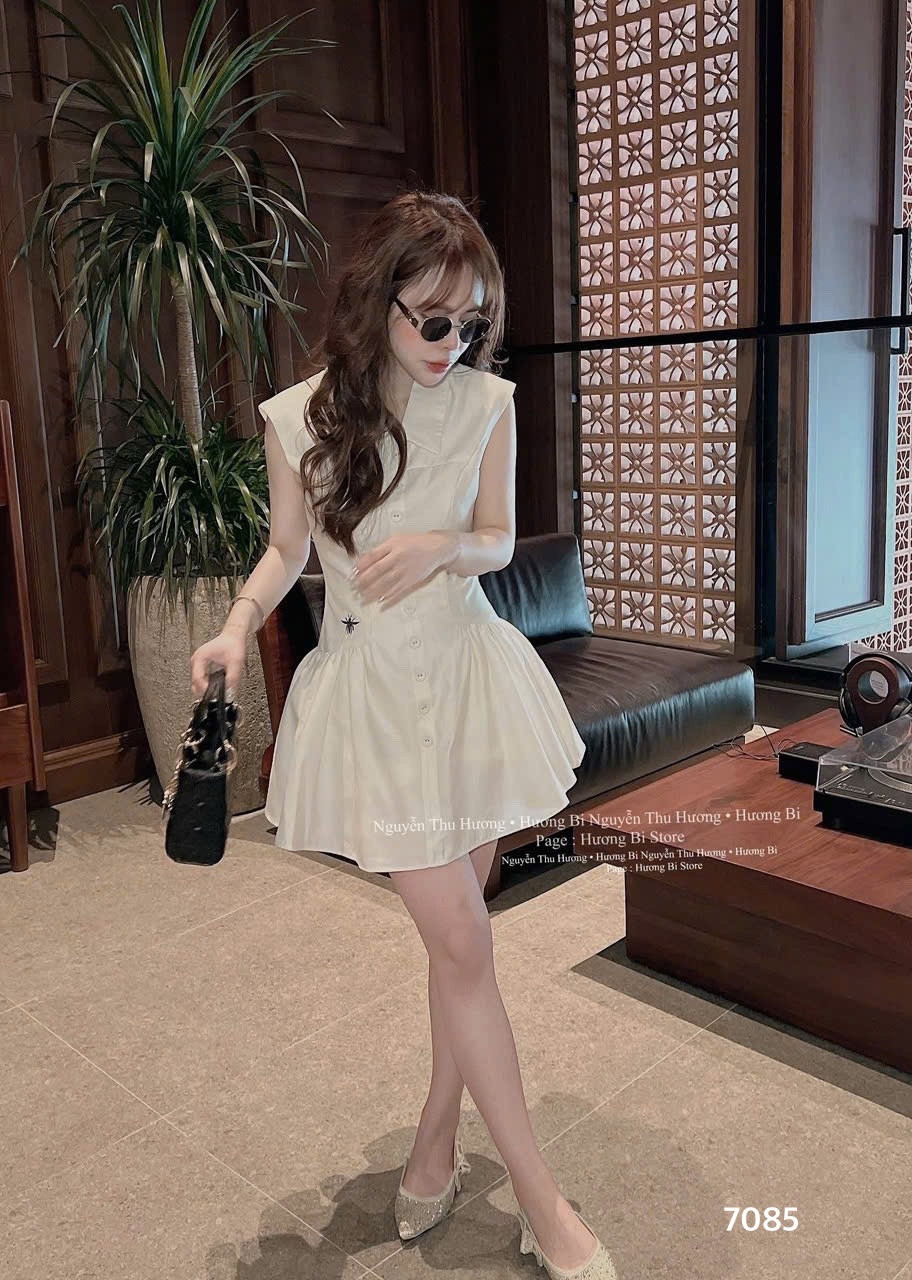 L403- VÁY THÊU NGỰA ĐUÔI CÁ