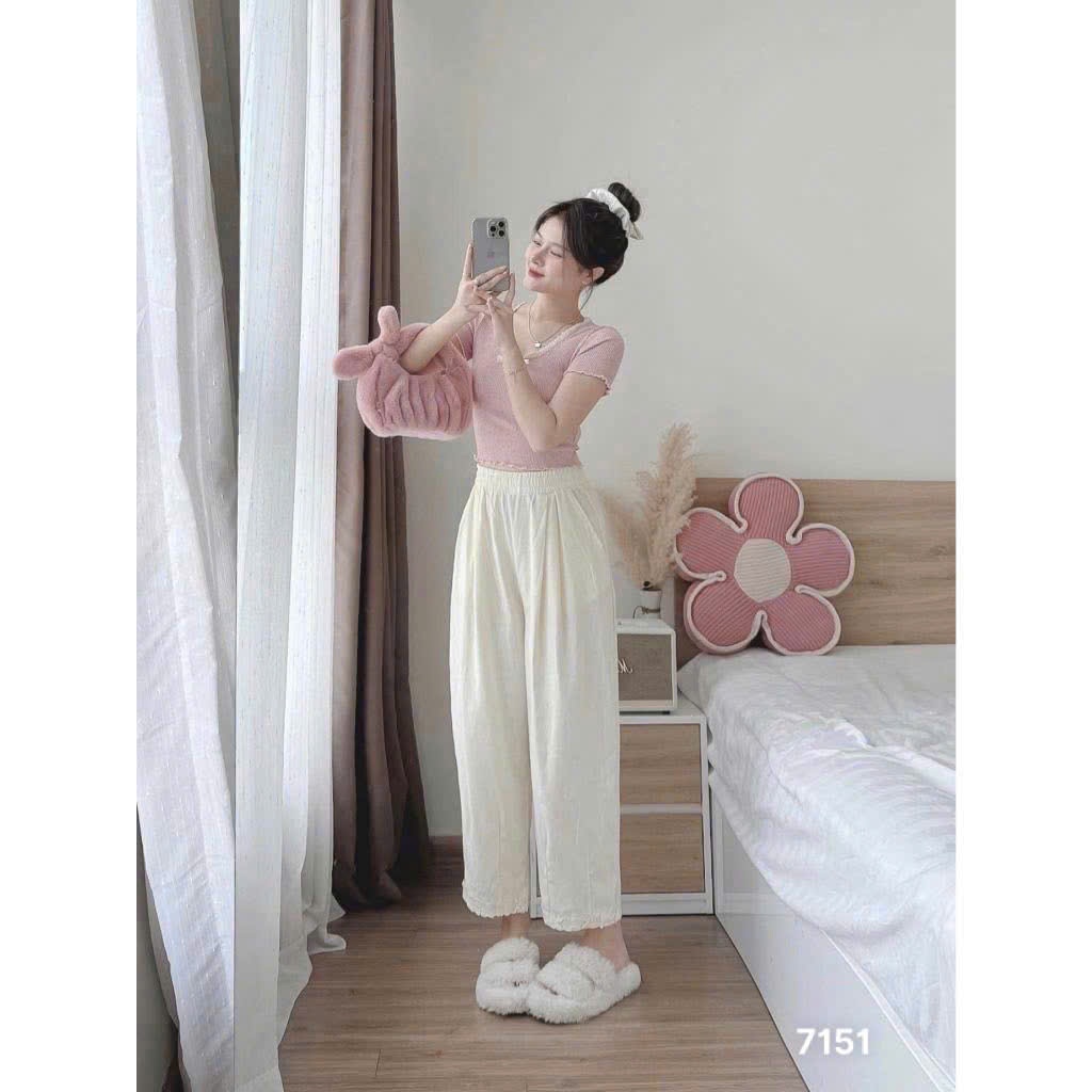 L399-SET BỘ ÁO HỒNG PHỐI REN NƠ QUẦN SUÔNG PHỐI REN NỮ