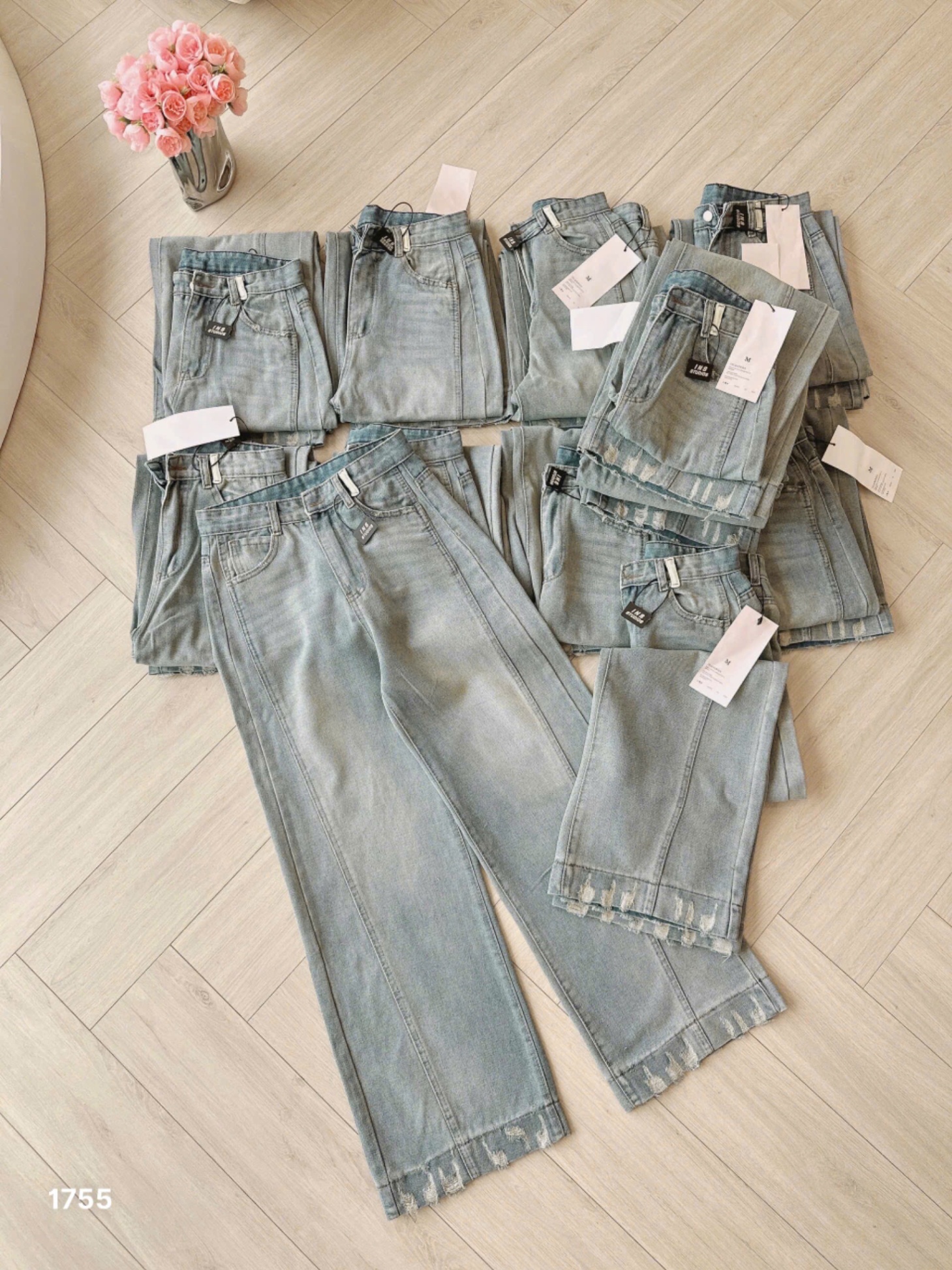 L450-QUẦN JEANS RÁCH GẤU PHỐI ĐỈA ỐNG SUÔNG