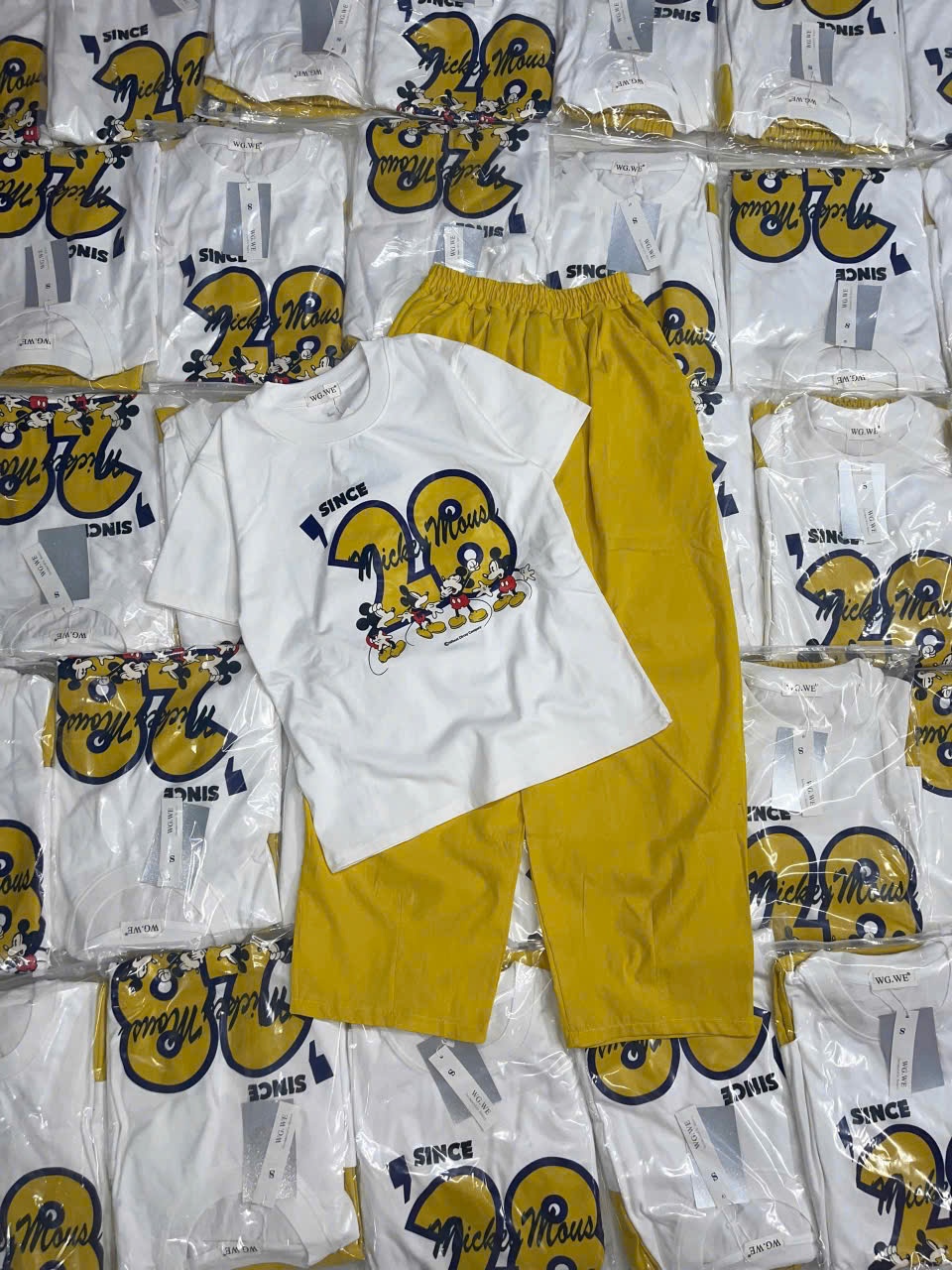NO801-BỘ ÁO PHÔNG 28 QUẦN BOM SUÔNG VÀNG CỰC CHẤT