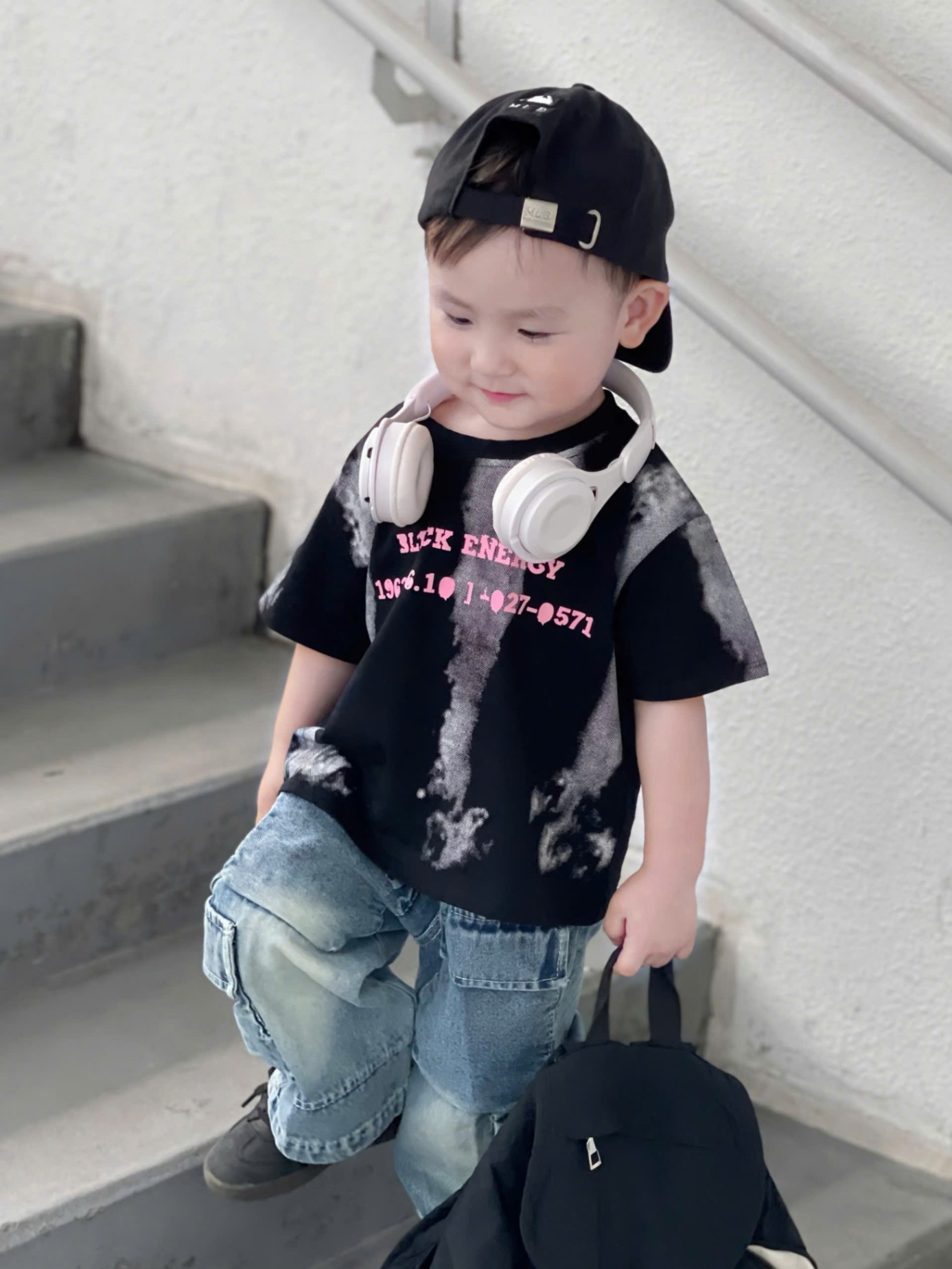 L496 - SET ÁO LOANG QUẦN JEAN TÚI HỘP CHO BÉ 2M