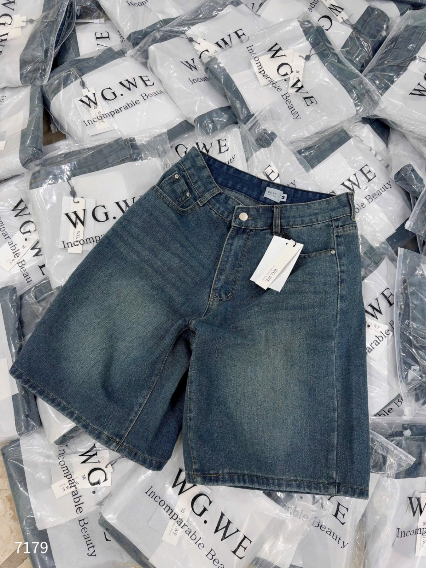 L490-JEAN XANH NGỐ WG.WE