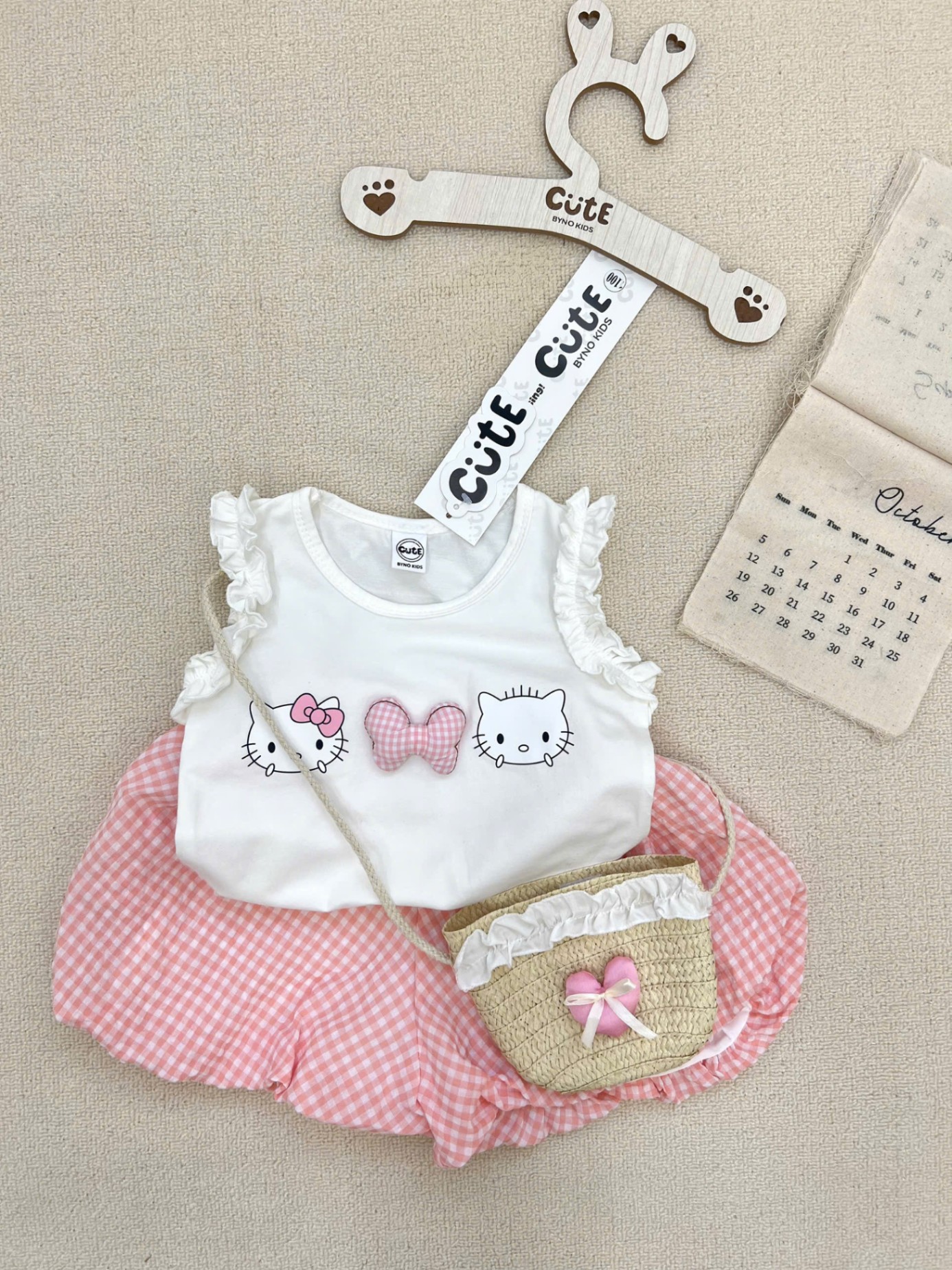 NO809-SET KITTY SÁT NÁCH TRẮNG QUẦN BÍ KÈM TÚI CHO BÉ GÁI