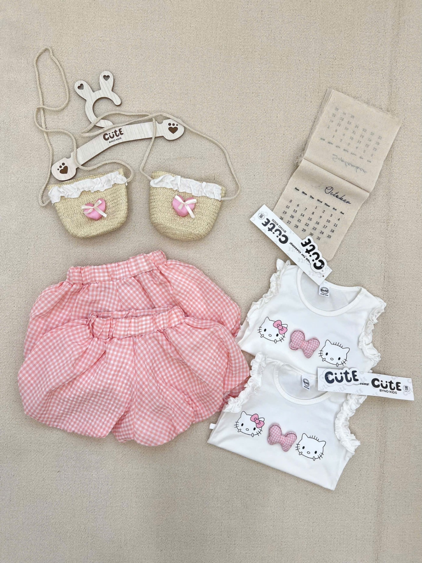 NO809-SET KITTY SÁT NÁCH TRẮNG QUẦN BÍ KÈM TÚI CHO BÉ GÁI