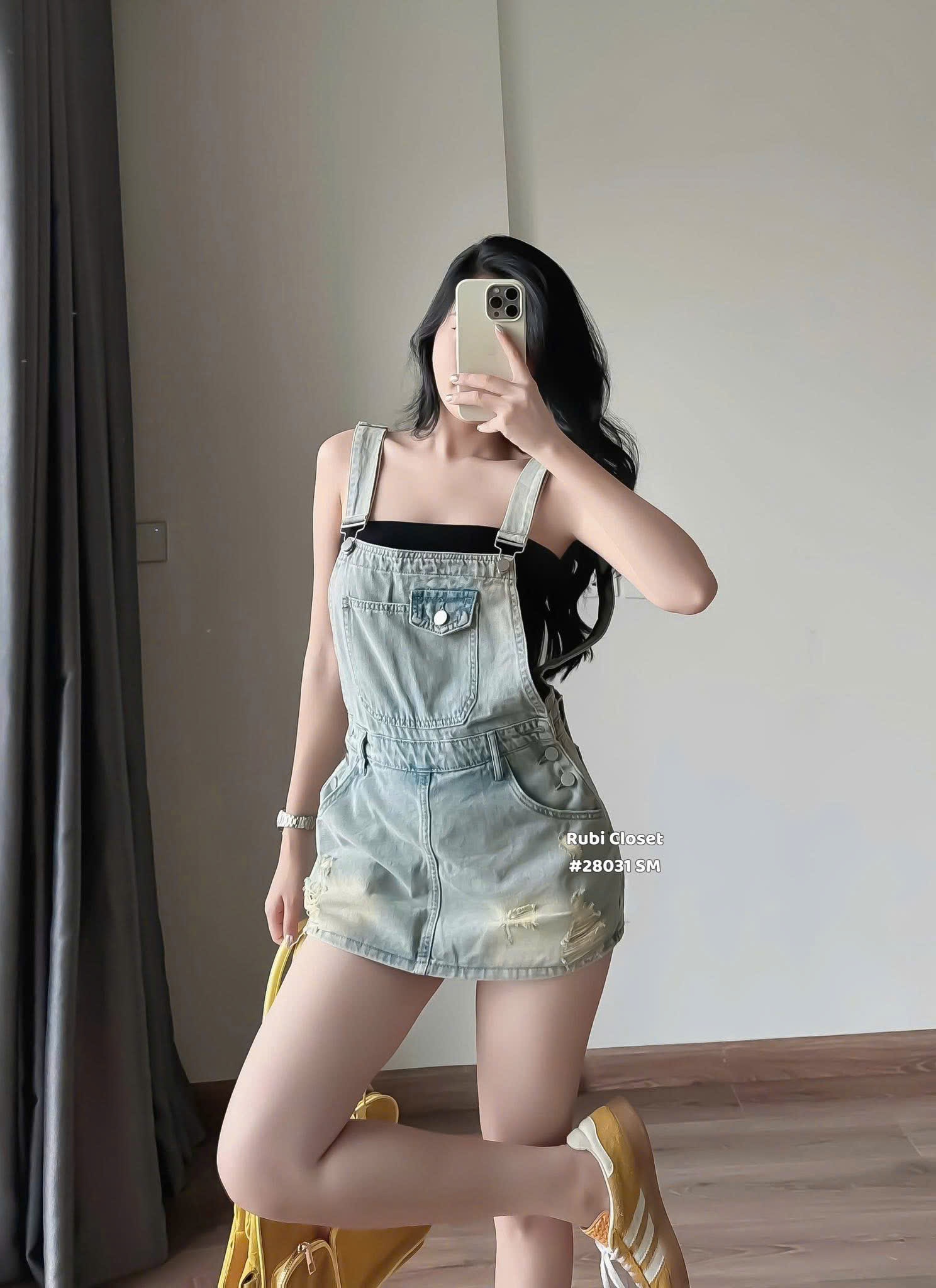 Y4682 - YẾM BÒ NỮ TÚI NGỰC DÁNG NGẮN