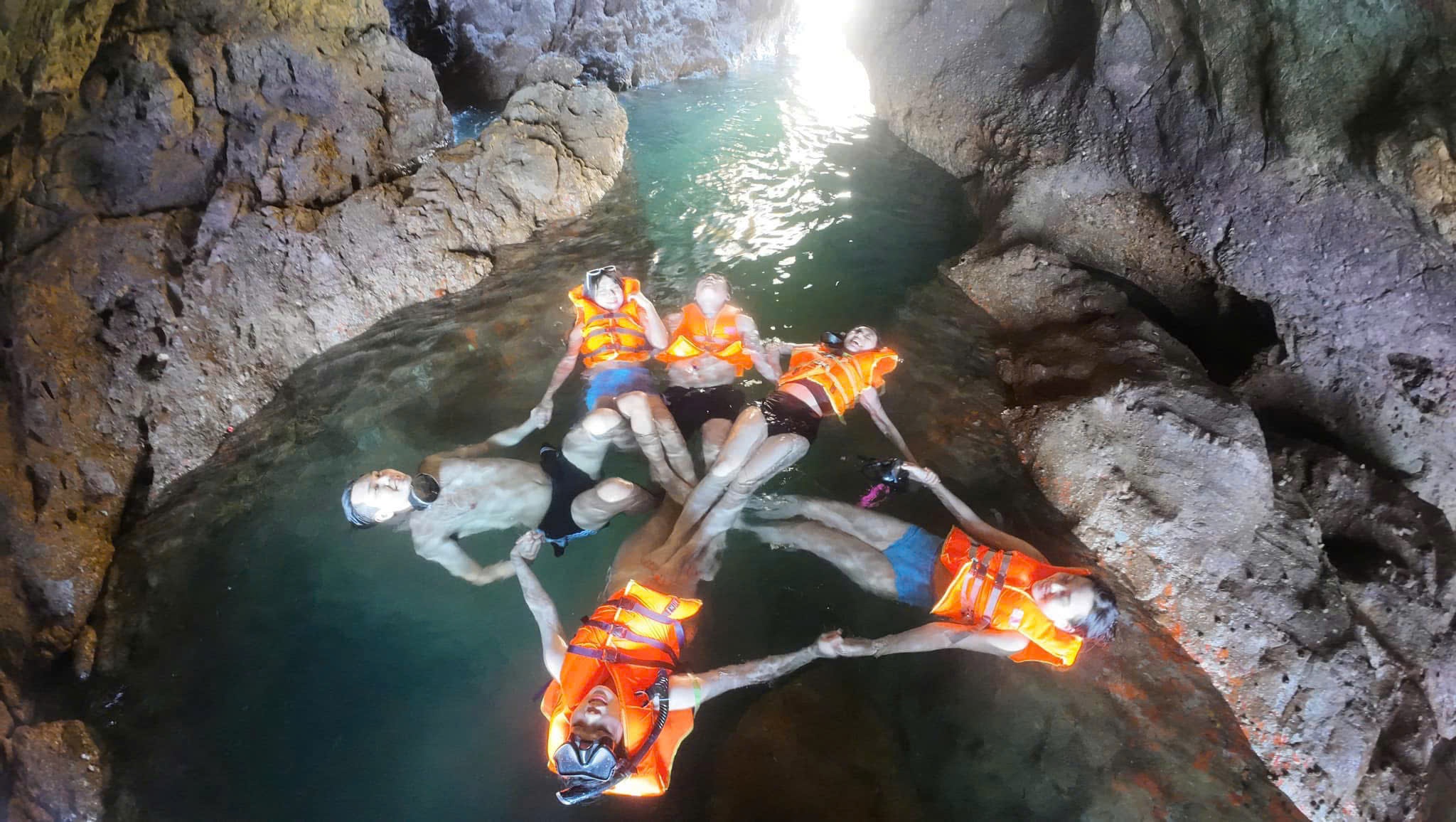 Trải nghiệm tour du lịch đi bộ tại núi Sơn Trà Đà Nẵng trong 1 ngày cùng Danatrek