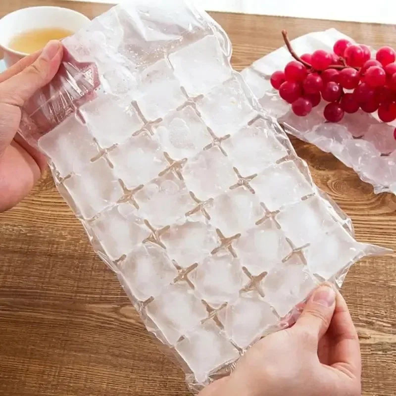 Bịch 10 Túi Làm Kem , Làm Đá Viên, Nước Trái Cây Thiết Kế 24 Ngăn COOL ICE PACK dùng 1 lần - Túi làm đá 24 viên giá sỉ