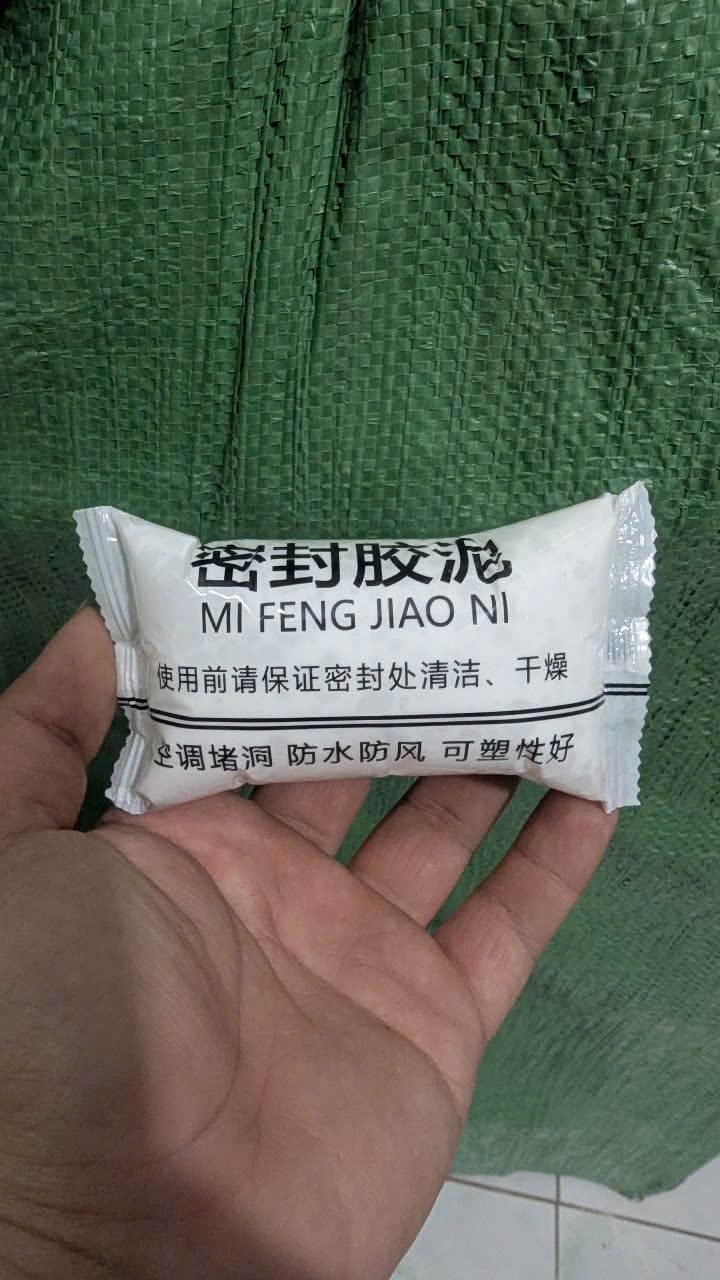 Xi măng dẻo bịt lỗ điều hoà, đường ống nước Xi Măng Trắng Chống Thấm Cách Nhiệt Bùn Đất Sét Keo Trám Tường - 20gr - xi măng dẻo giá sỉ