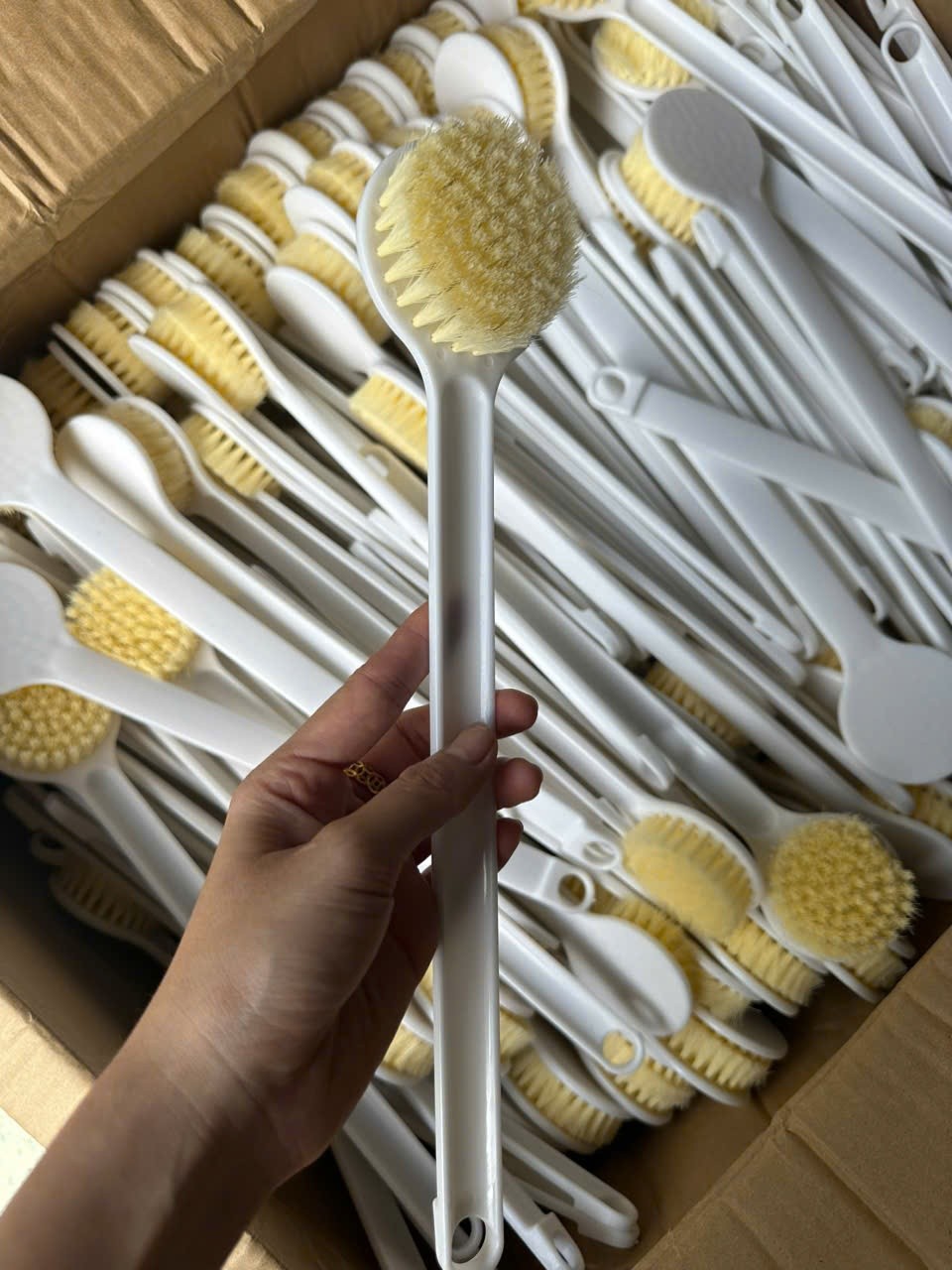 Cọ Chà Lưng MUJI Giúp Tẩy Da Chết, Massage Thư Giãn - Cọ chà lưng MUJI giá sỉ