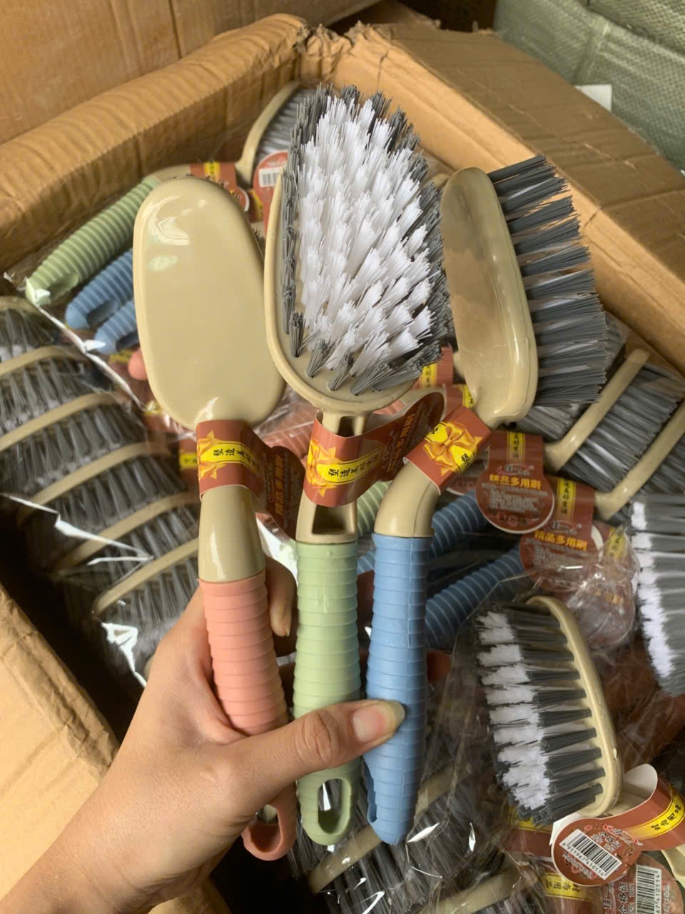 Cây Chà Sàn Vệ Sinh Nhà Tắm Lông Chải Siêu Bền, Dễ Làm Sạch - Bàn chải giá sỉ