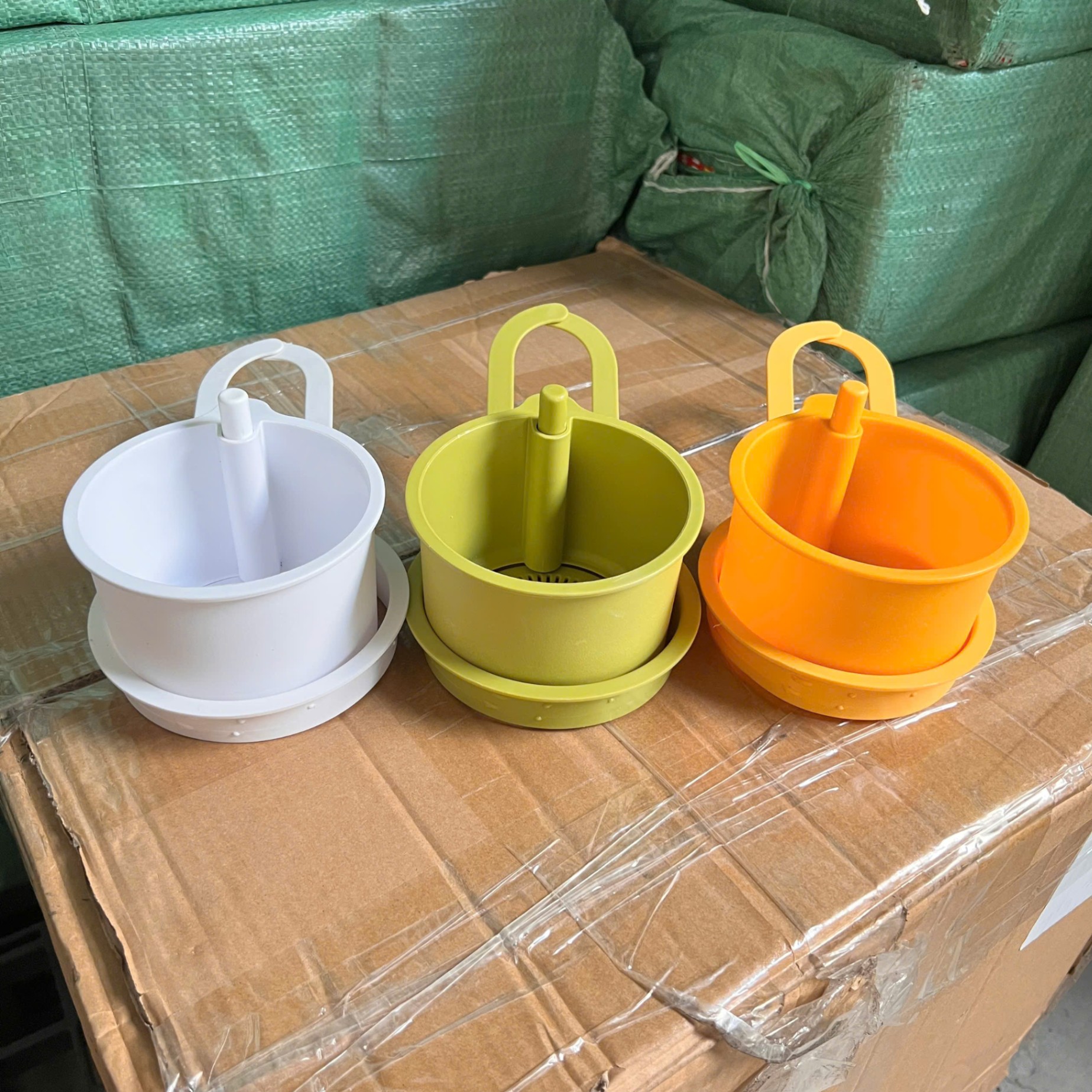 Rổ Treo Bồn Rửa Đa Năng Có Nút Nhấn Thoát Nước Lọc Rác Thức Ăn Giỏ Rửa Trái Cây Bằng Nhựa Cao Cấp Tiện Lợi Cho Nhà Bếp - Giỏ lọc rác giá sỉ