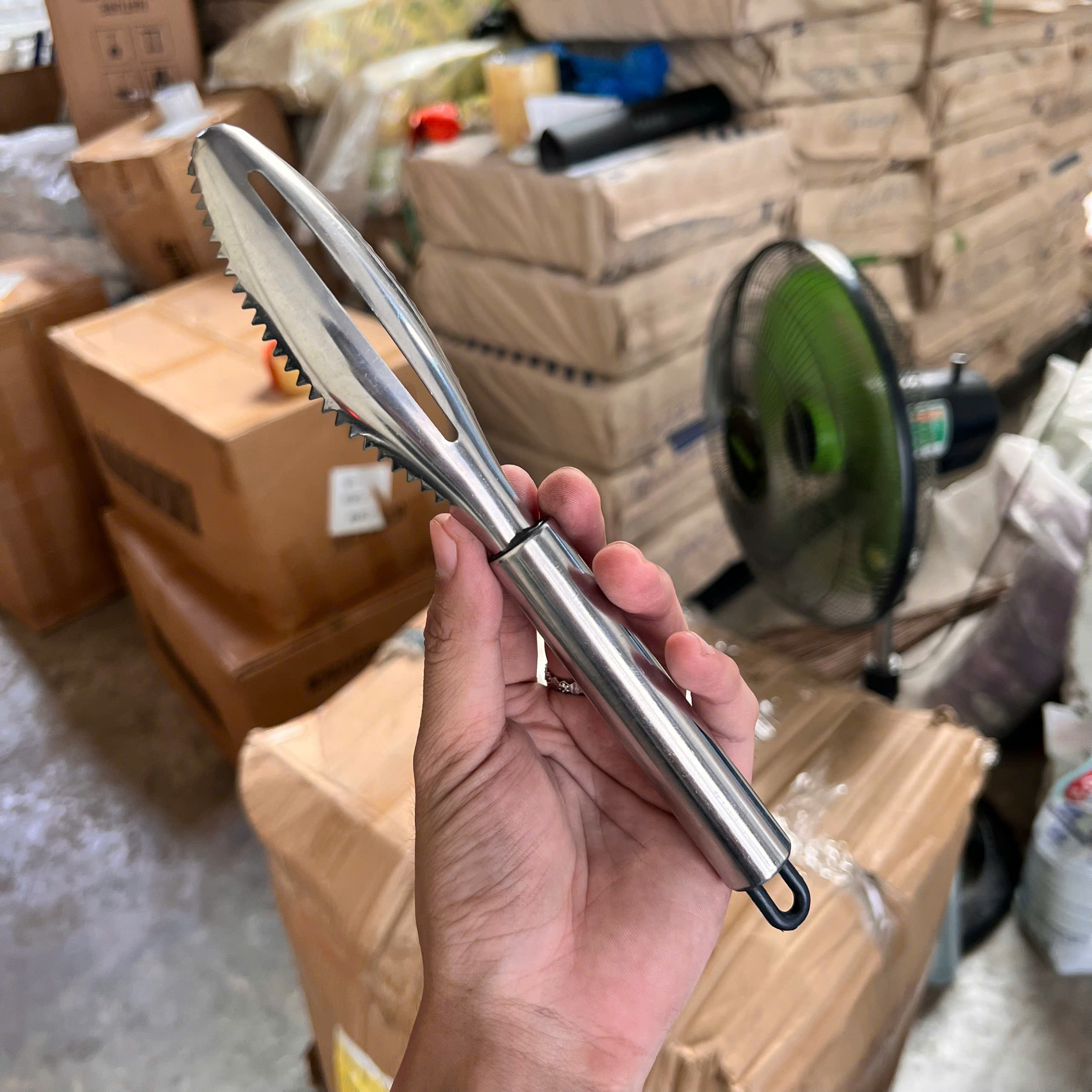 Cây đánh vẩy cá INOX - đồ INOX giá sỉ tại kho