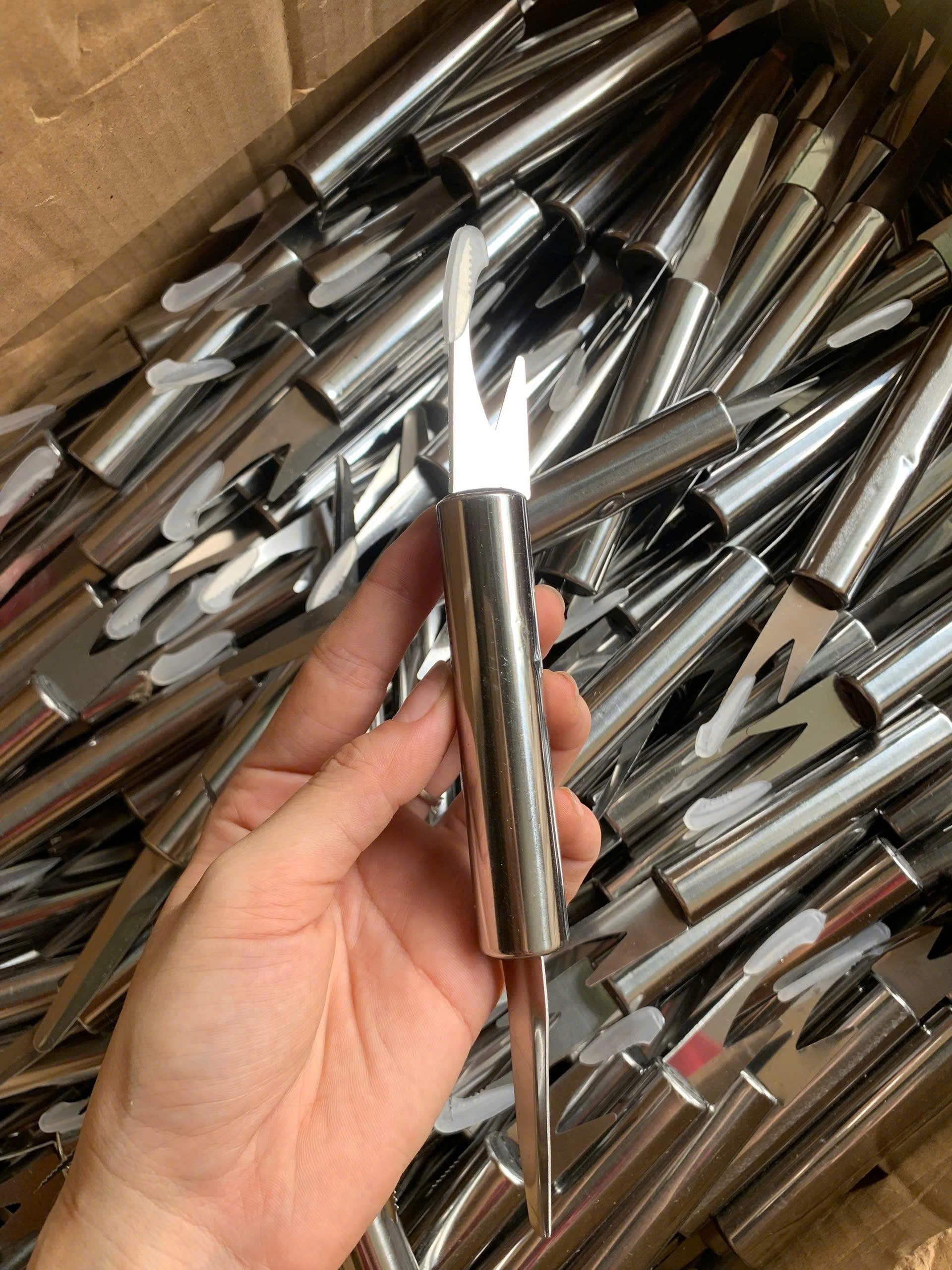 Dụng Cụ Tách Vỏ Tôm 2 Đầu Thép Không Gỉ, Lấy Chỉ Tôm - Gia dụng nhà bếp INOX giá sỉ