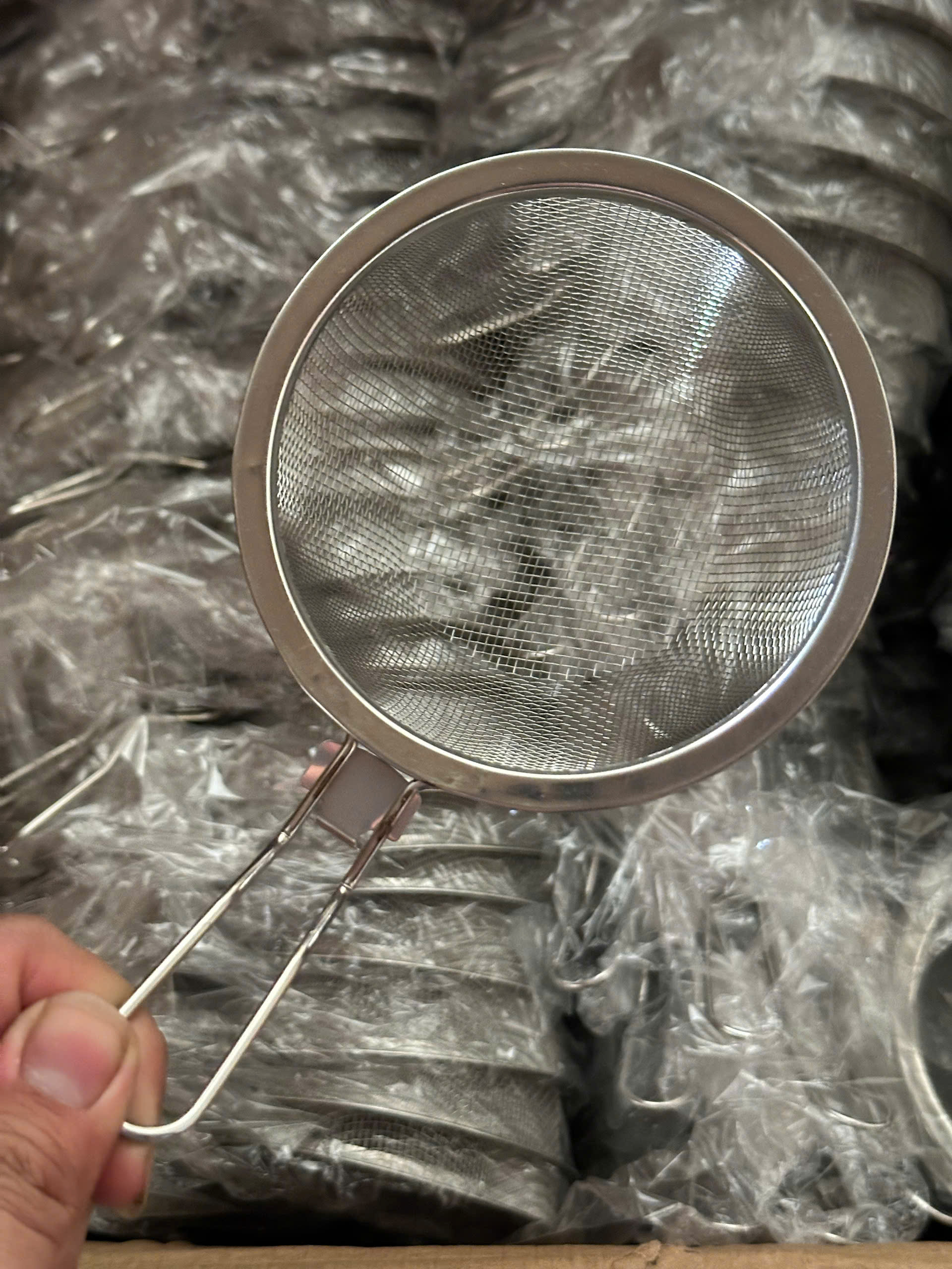 Giỏ Nhúng Lẩu Inox Có Móc Treo - Giỏ nhúng lẩu inox giá sỉ