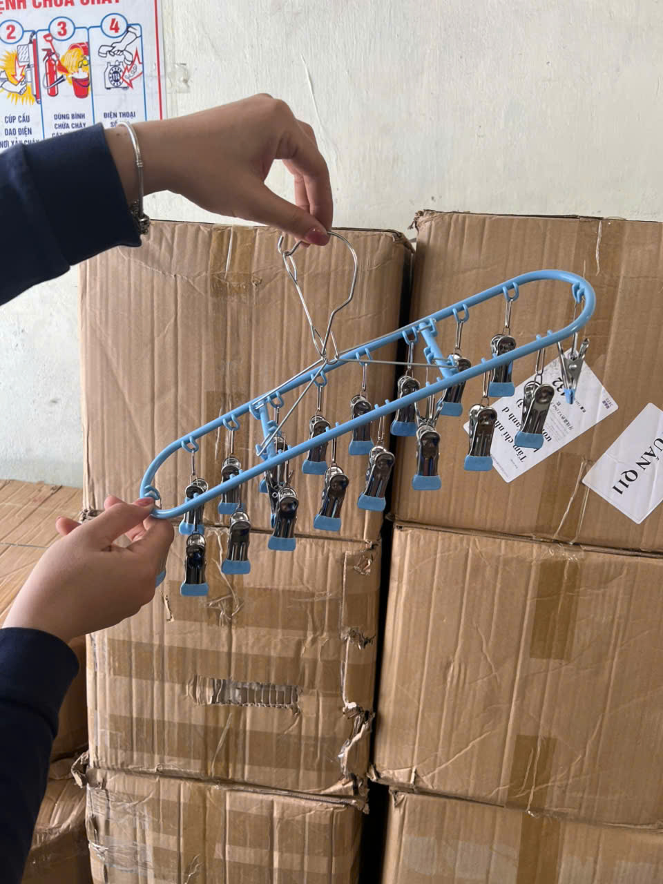 Móc khung hình thoi 20 kẹp INOX phơi đồ, vớ, đồ em bé, đa năng, gọn nhẹ - Móc 20 kẹp giá sỉ kho