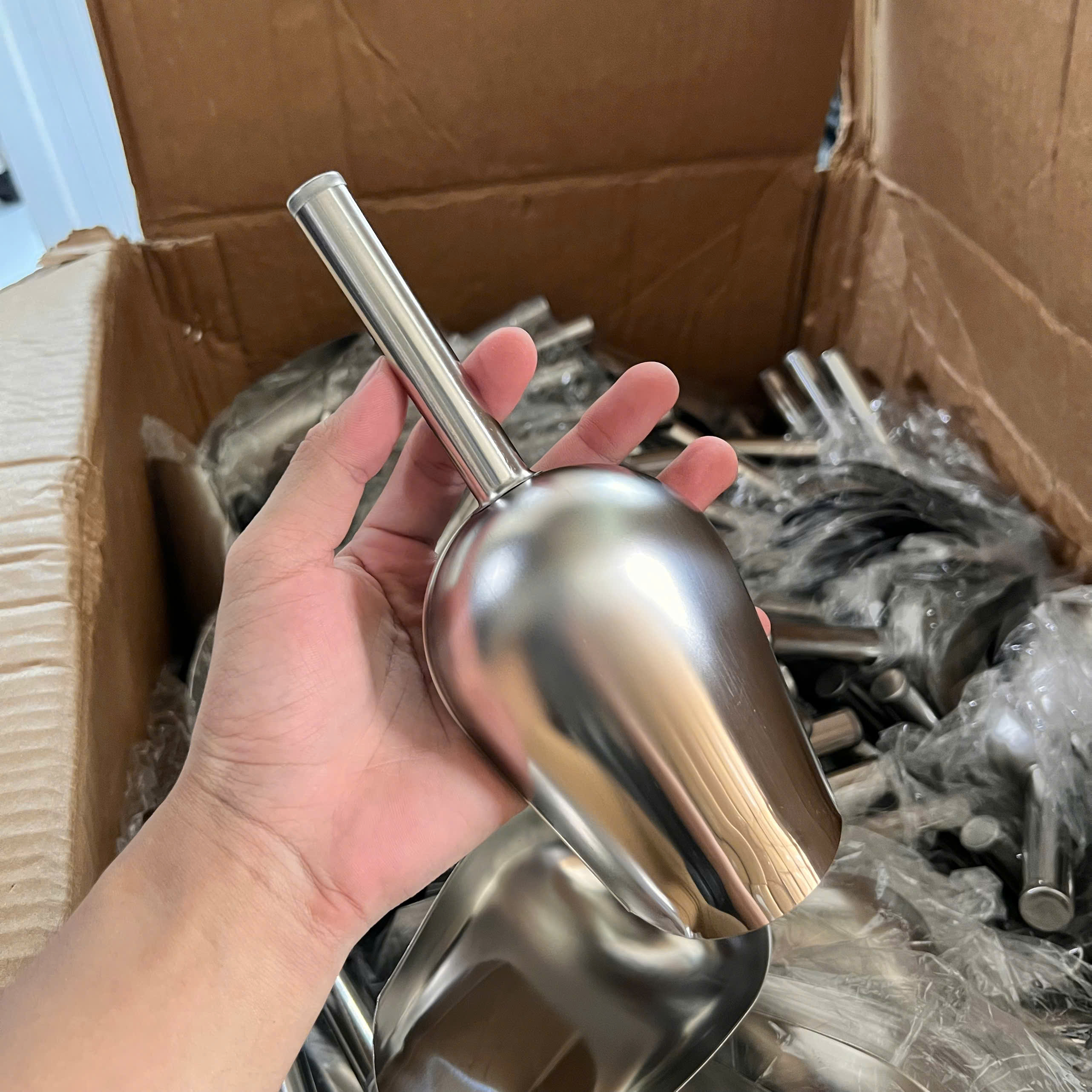 Xẻng xúc đá 22cm - 60gr - Gia dụng Inox giá sỉ