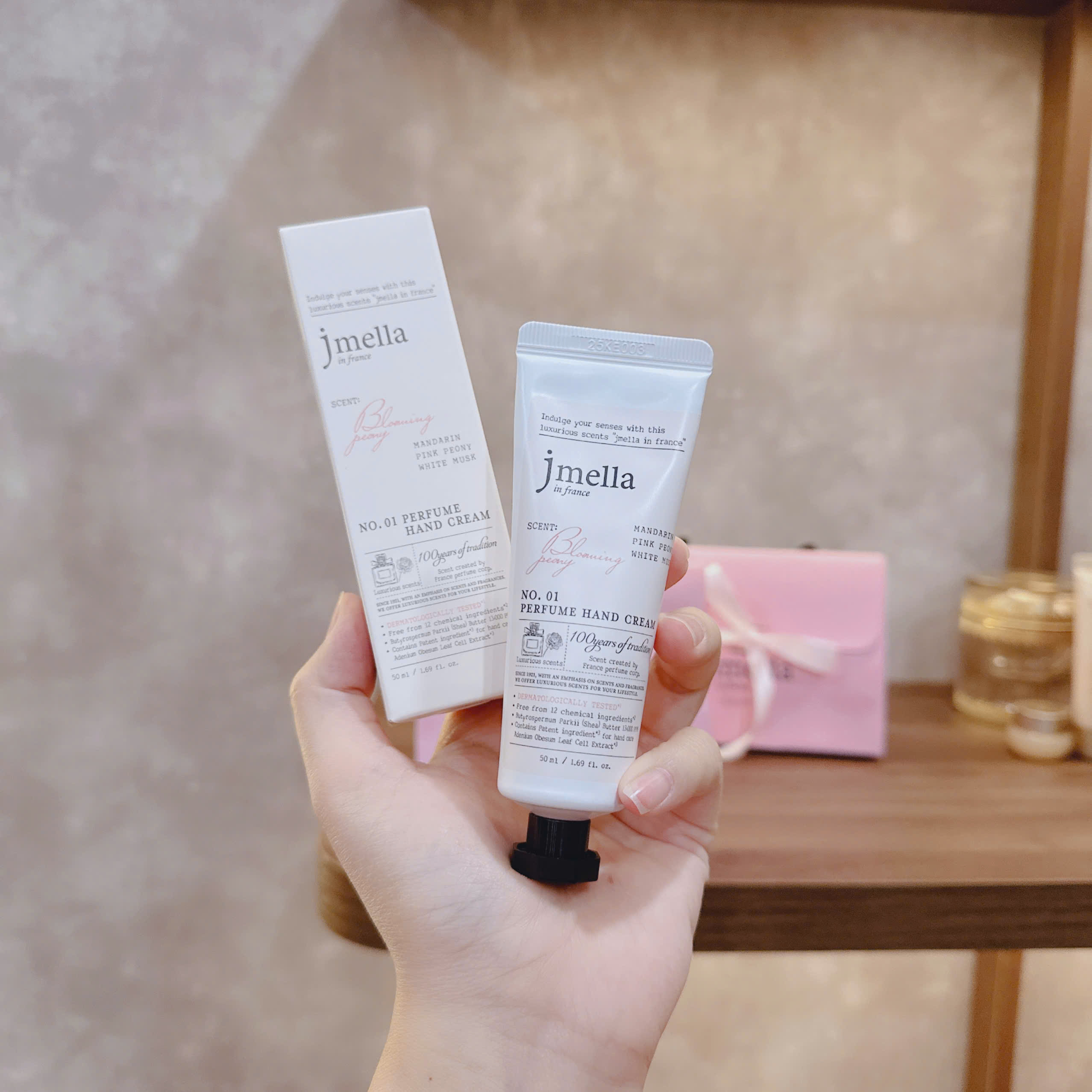 S248 Kem Tay Jmella Hương Nước Hoa 50ml - số 1
