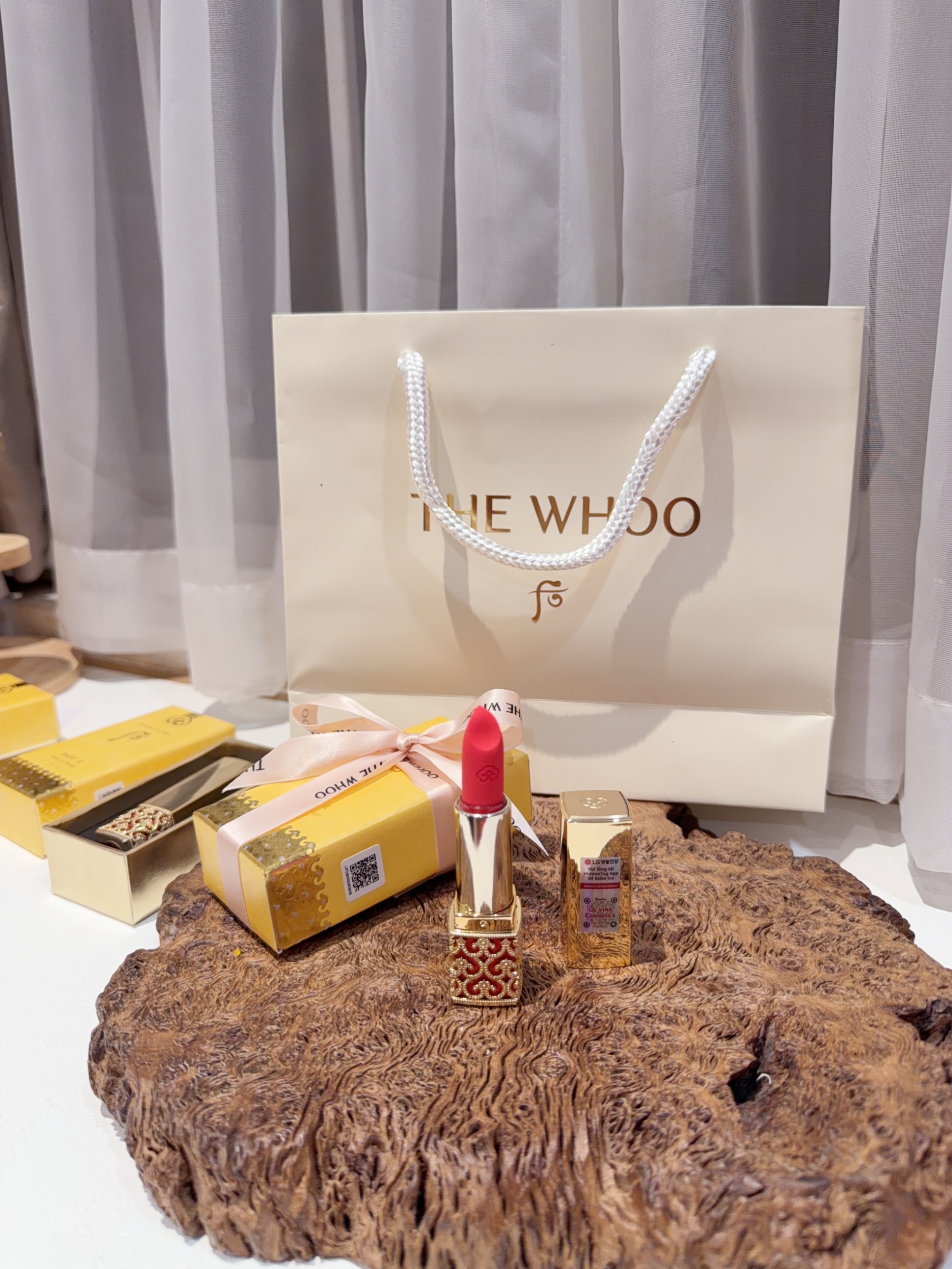 S240 Son lì Whoo Velvet Lip Rouge 25