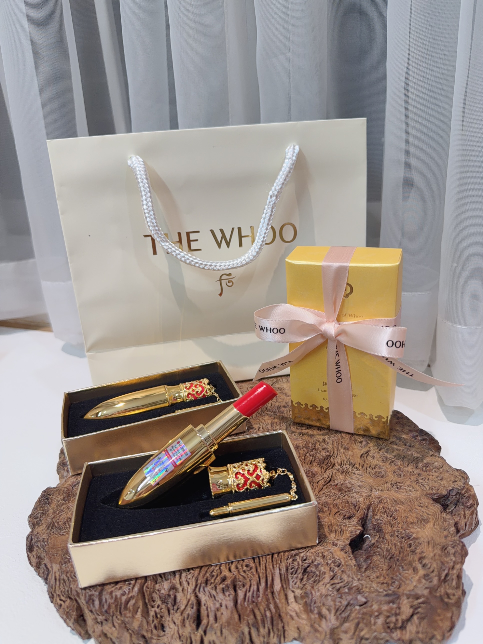 S244 ( son đạn ) Son Whoo luxury lip rouge 45