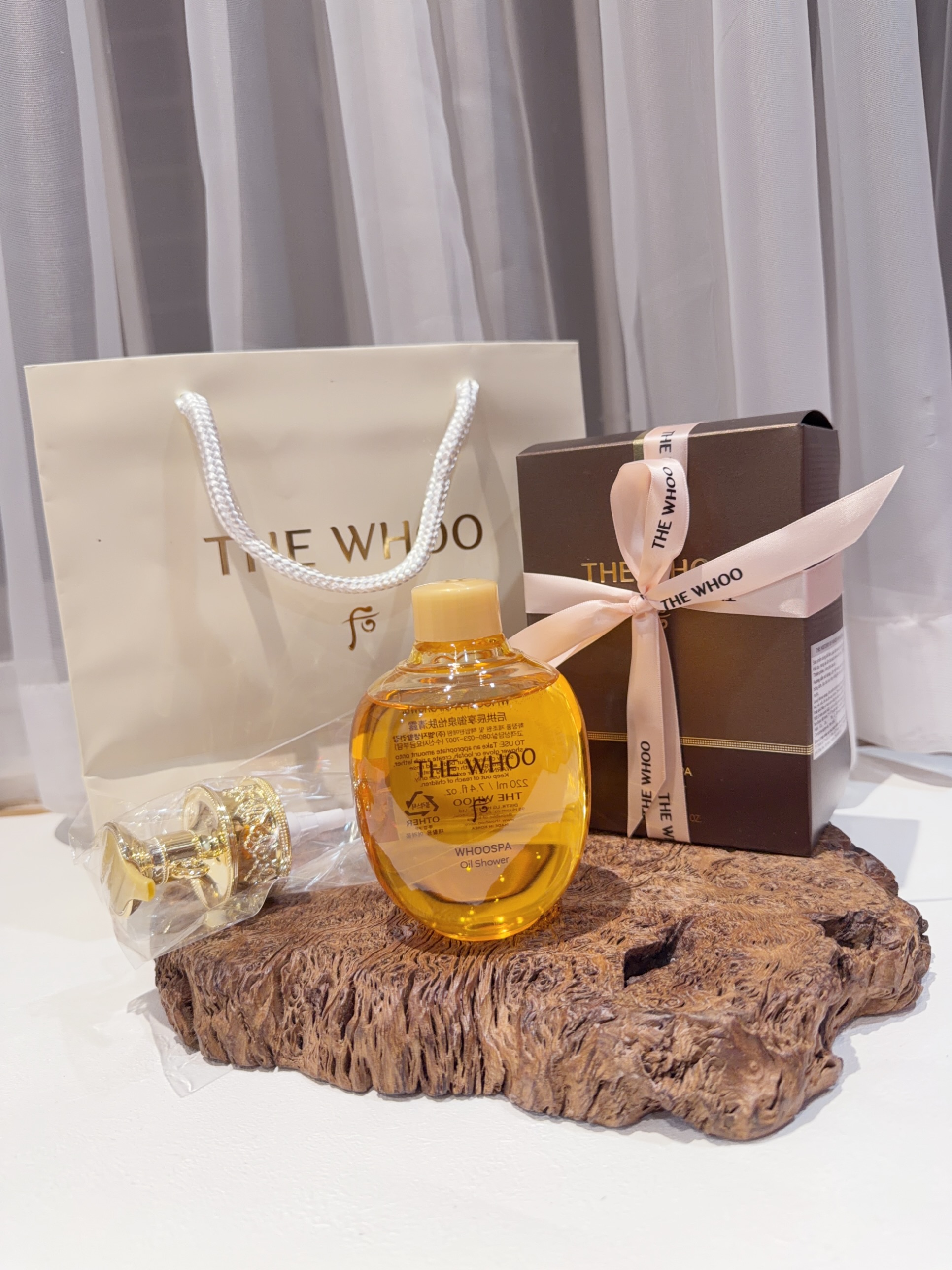 Sữa tắm Whoo Đông Y Spa Oil Shower 220ml ( 4/2029 )