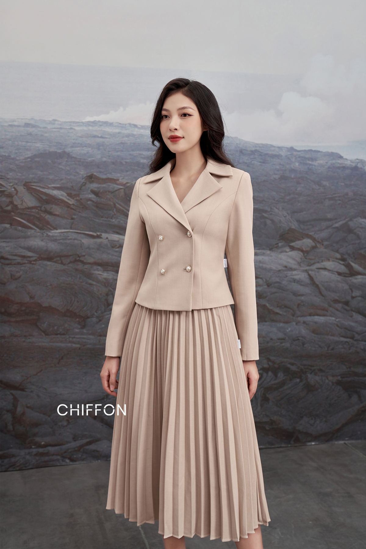 Giảm 73.150 ₫] Set vest nữ croptop + chân váy đen - tháng 2/2024 - Mua  Thông Minh