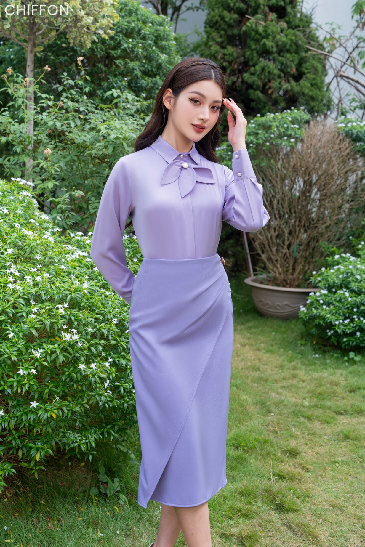 Váy đầm vạt chéo kiểu Hàn Quốc phá cách - Thời trang - Việt Giải Trí