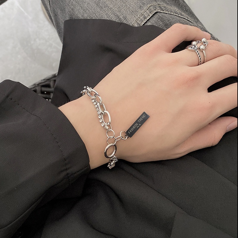 Lắc tay layer fashion trends