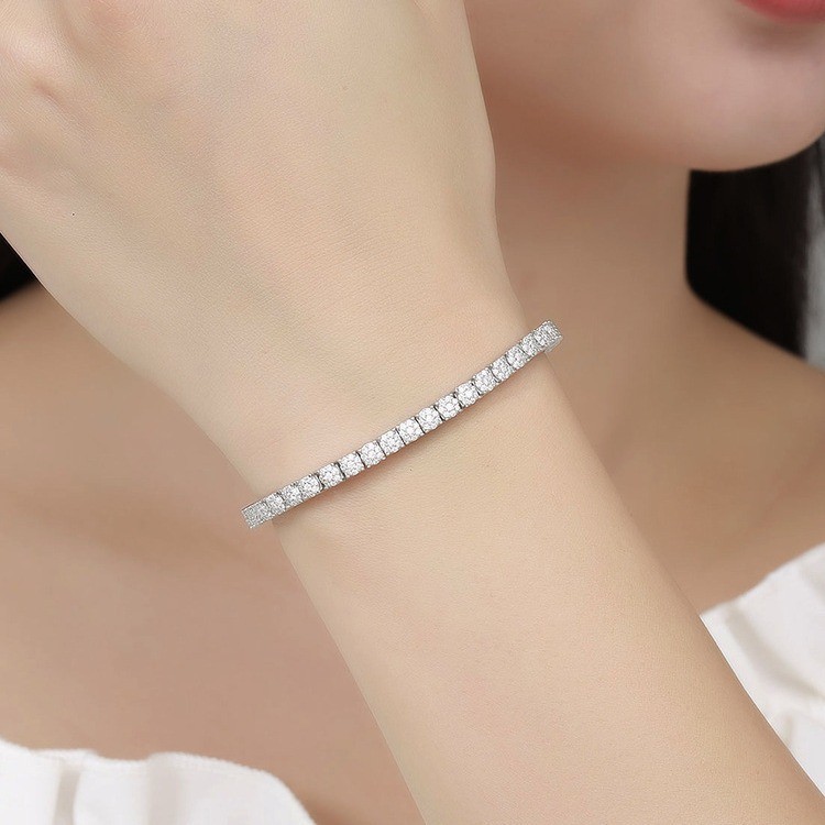 Vòng tay nữ đính đá dáng mảnh thời trang