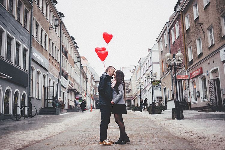 Nên tặng gì cho bạn trai trong ngày valentine