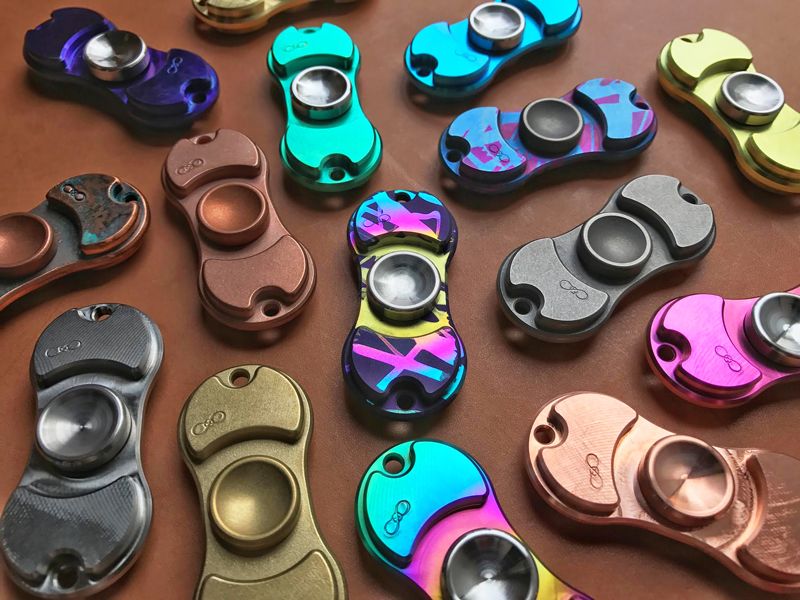 LỊCH SỬ PHÁT TRIỂN CỦA MÓN ĐỒ CHƠI FIDGET SPINNER