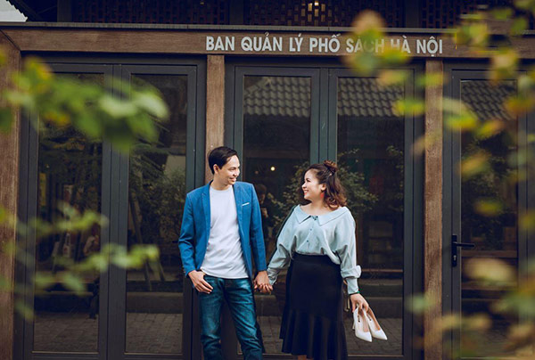 8-3 nên tặng gì cho bạn gái mới quen