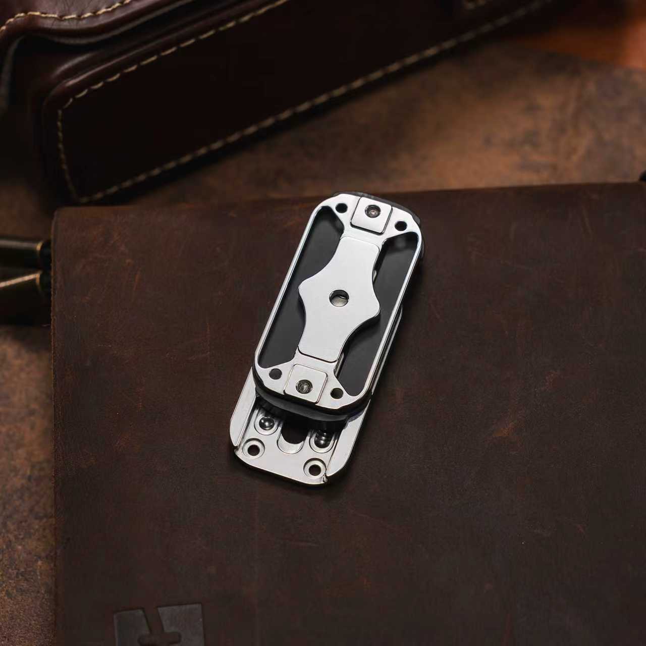 Thẻ Đẩy EDC Slider Ultra Thin Core-Ejection by 01EDC