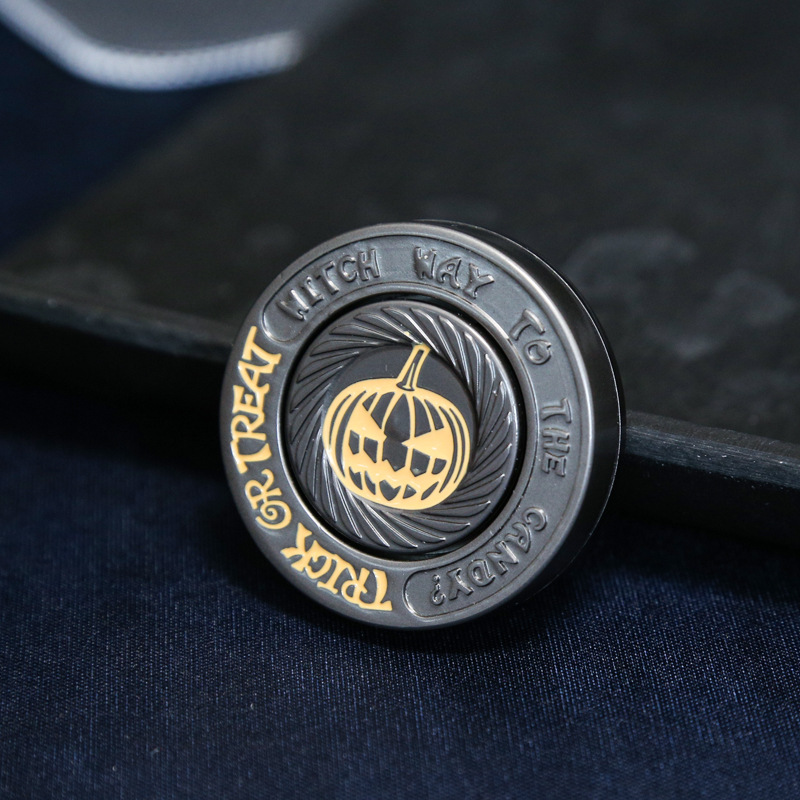 Xu Đẩy Xoay EDC Halloween