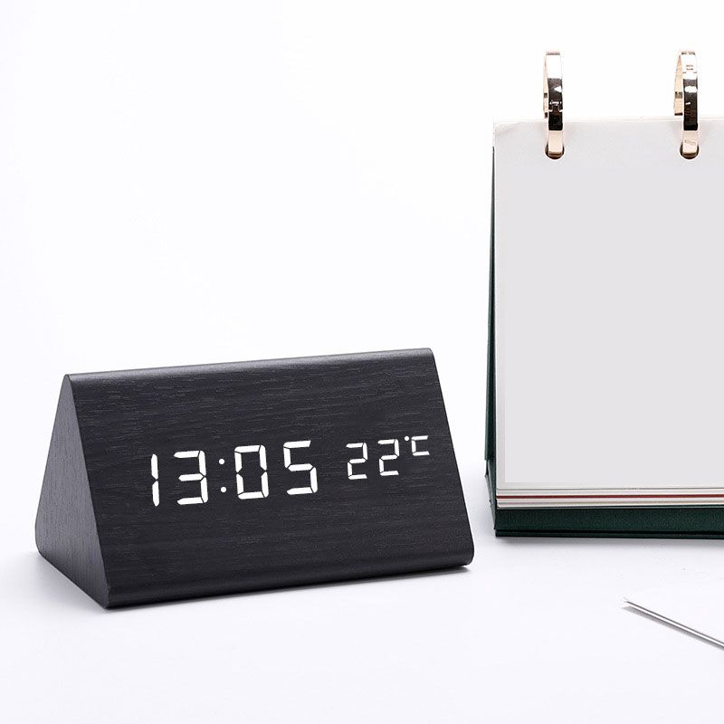 Đồng hồ LED Khối gỗ (Wooden Digital Alarm Clock) - Hình tam giác 15 x 9 x 8 cm