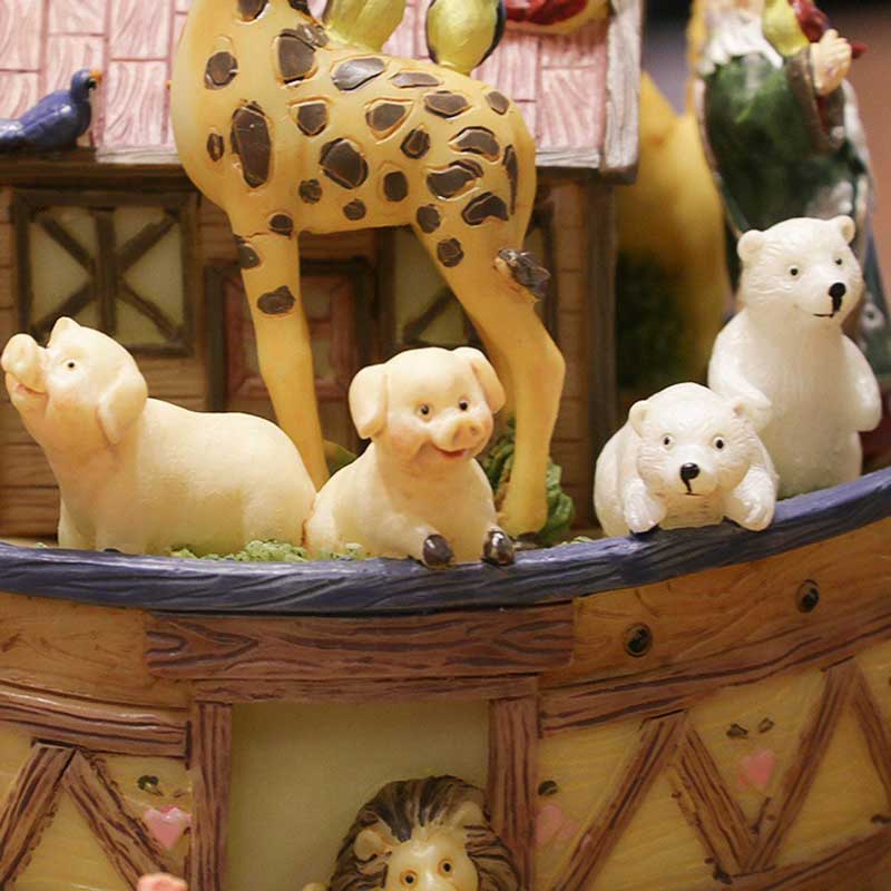 Hộp Âm Nhạc con Tàu Noah Giai điệu bài Canon ( Noah's Ark Rotating Music Box, Animal World Resin Home Decoration with Canon's Melody, Creative Gift Toys)