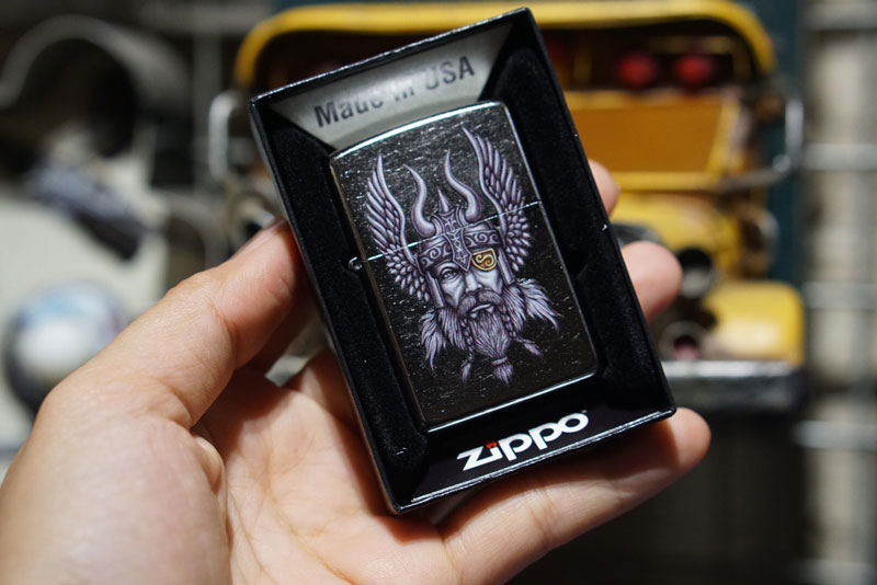 Hộp quẹt Zippo chính hãng