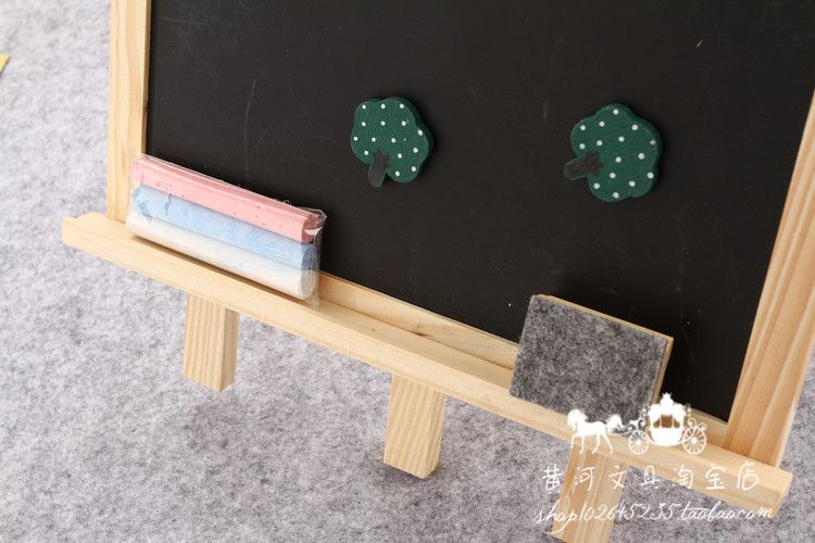Bảng gỗ để bàn hình Ngôi nhà (Wooden House Blackboard)
