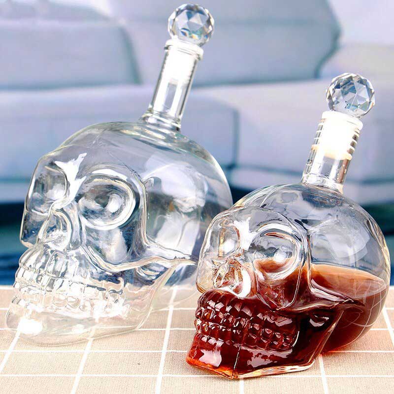 BÌNH THỦY TINH HÌNH ĐẦU LÂU (CRYSTAL HEAD BOTTLE)