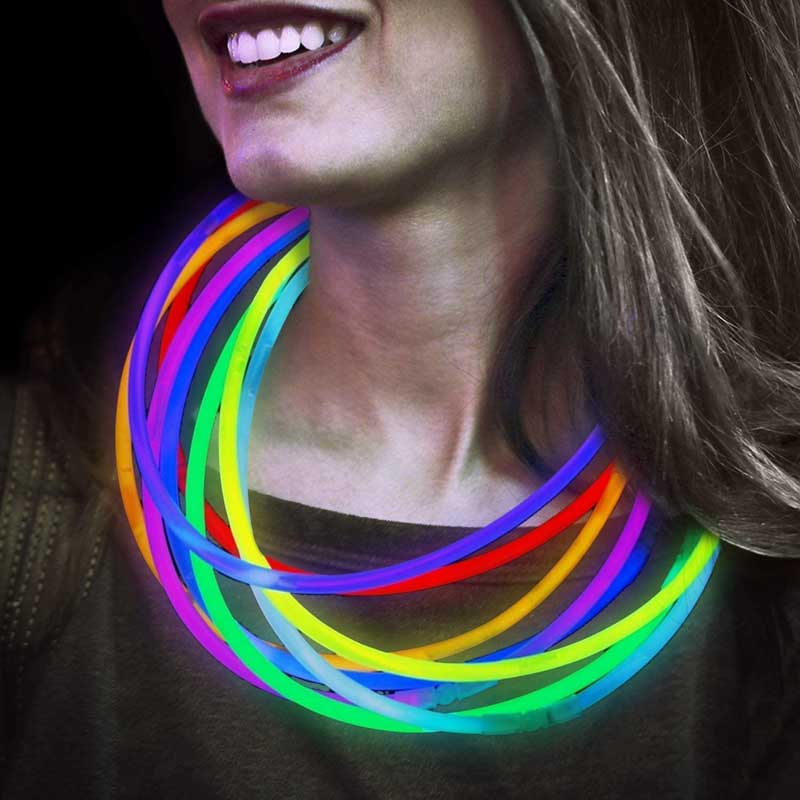 Hộp 100 que dạ quang phát sáng loại tốt Colorful LED Glow Stick Safe Light Stick Luminous Toy Necklace Bracelets Fluorescent Event Festive Party Supplies Concert Decor Kids Toys