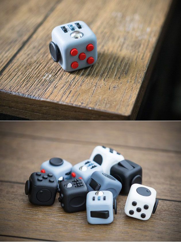 XÍ NGẦU TÁY MÁY (FIDGET CUBE)