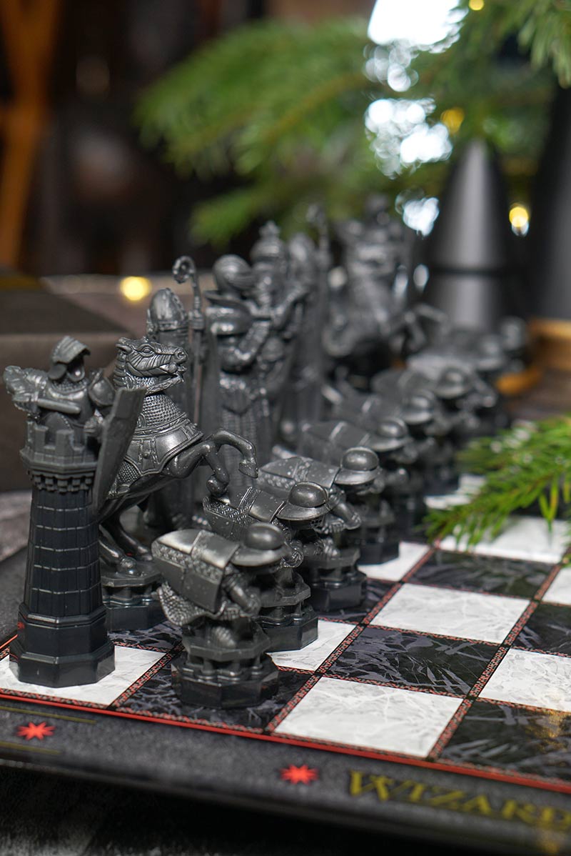 bán cờ vua wizard chess set